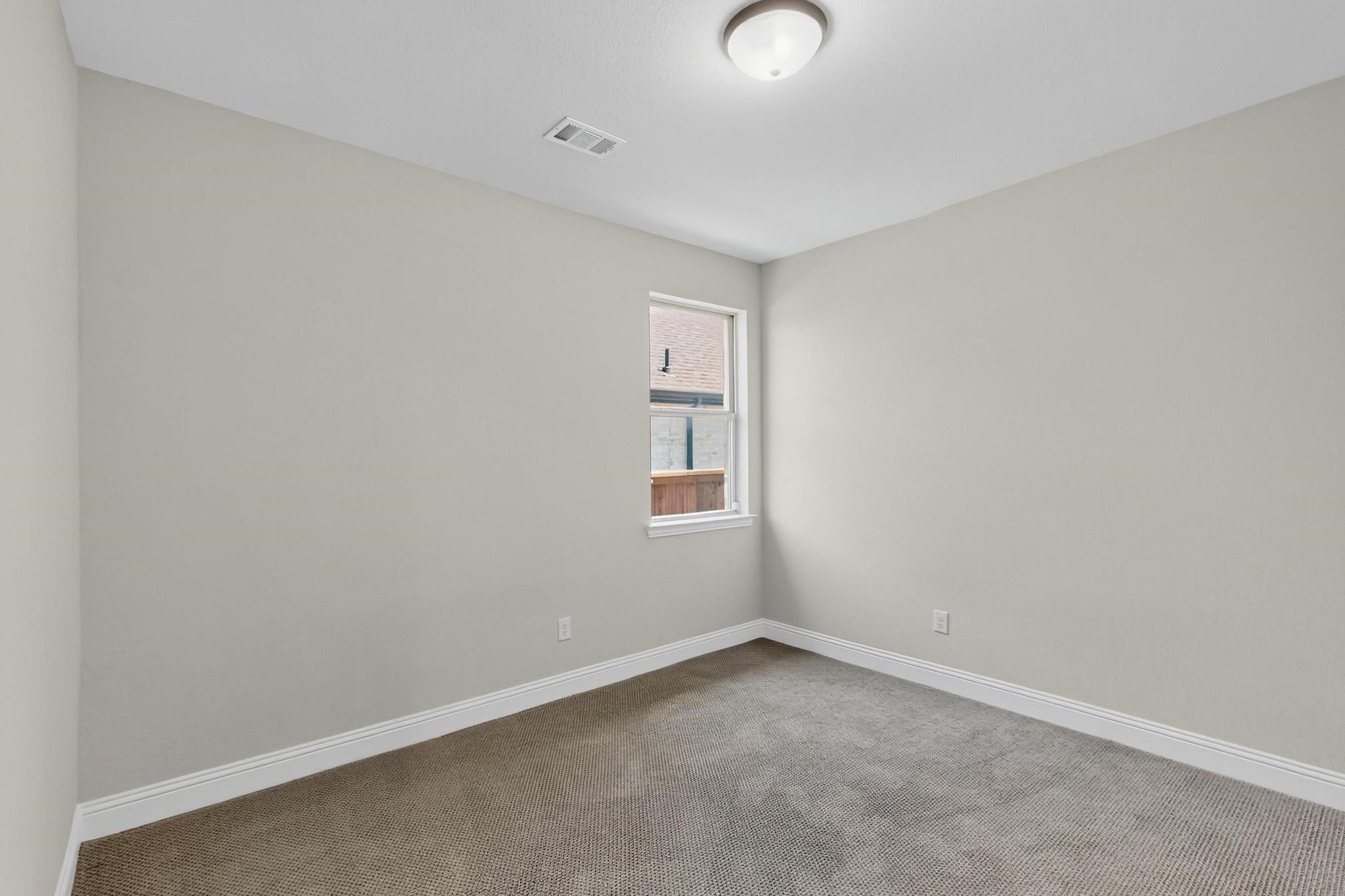 Mansfield, Texas, 76063, United States, 4 Bedrooms Bedrooms, ,4 BathroomsBathrooms,Residential,For Sale,1992597