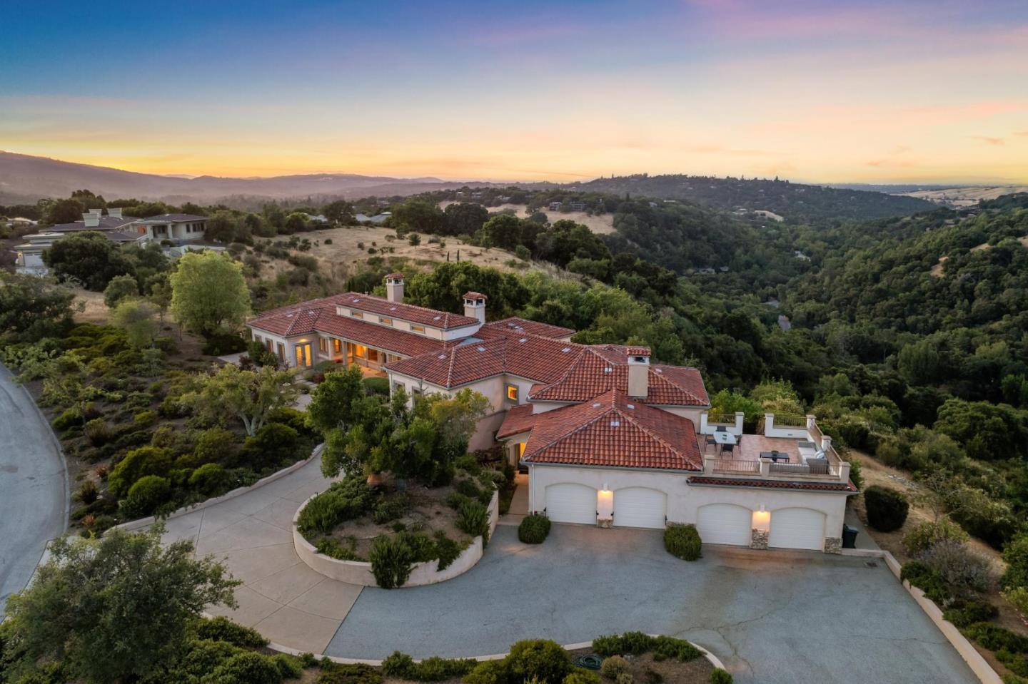 Portola Valley, California, 94028, United States, 5 Bedrooms Bedrooms, ,8 BathroomsBathrooms,Residential,For Sale,1807193
