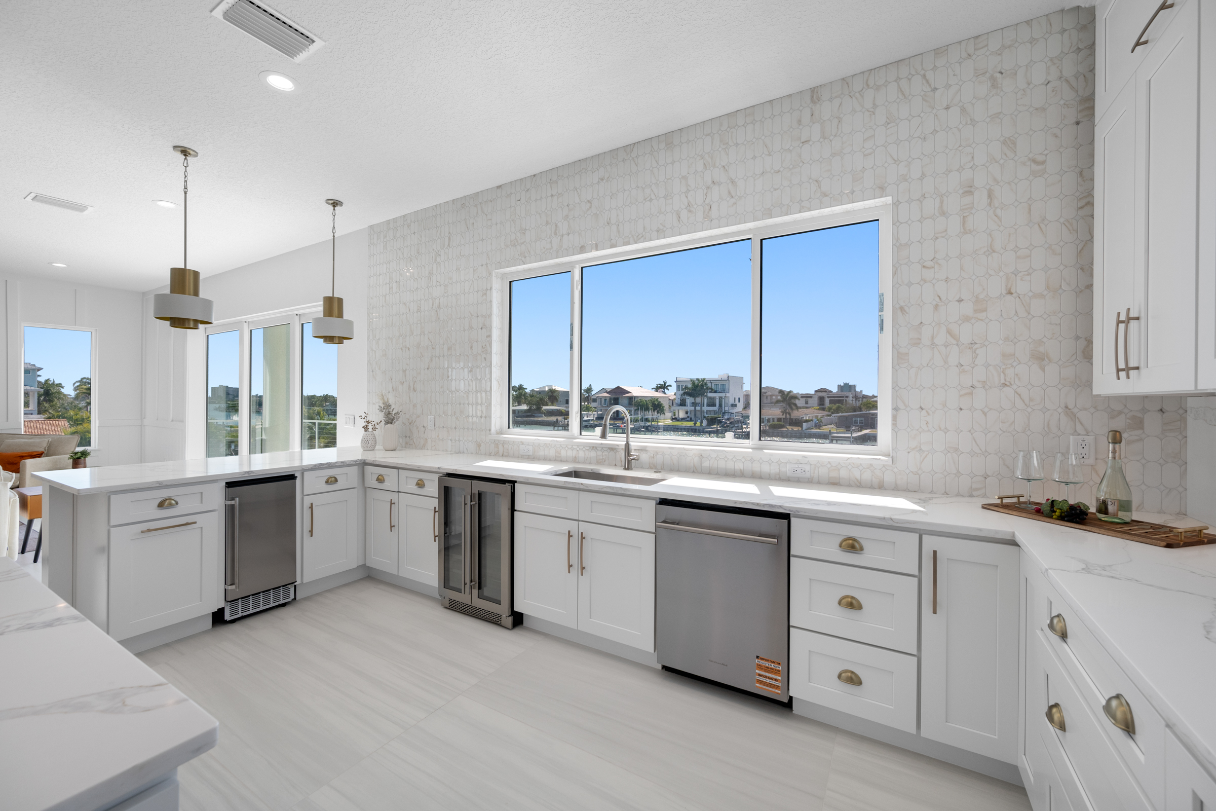 Treasure Island, Florida, 33706, United States, 6 Bedrooms Bedrooms, ,6 BathroomsBathrooms,Residential,For Sale,2032773