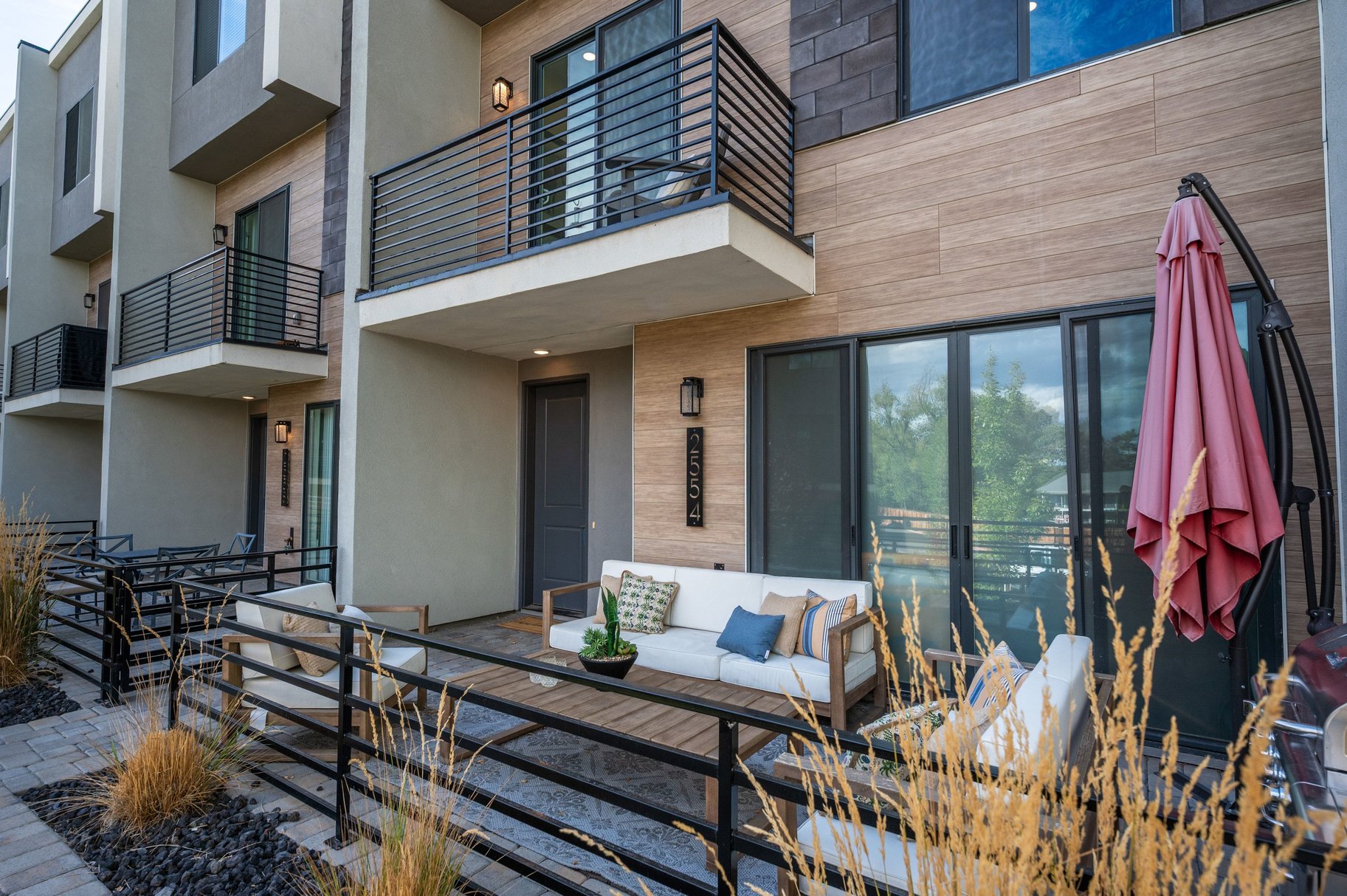  Truckee Riverfront Living in Reno - 物件實景