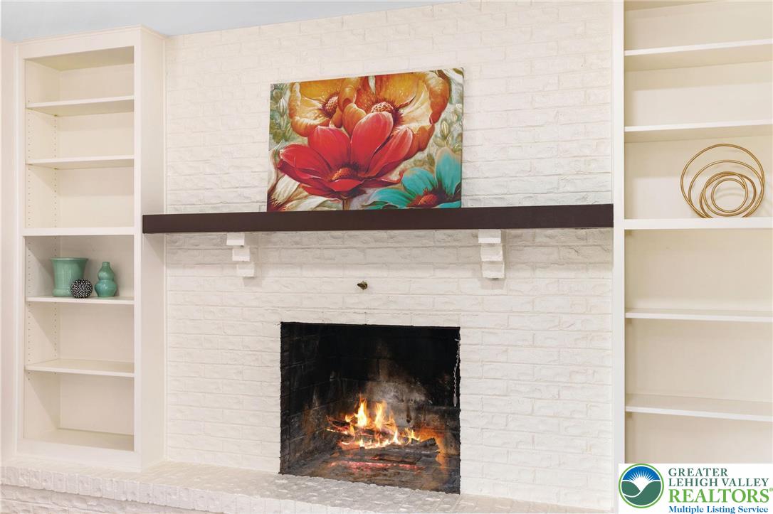 Washington Twp, Pennsylvania, 18080, United States, 3 Bedrooms Bedrooms, ,3 BathroomsBathrooms,Residential,For Sale,1984610