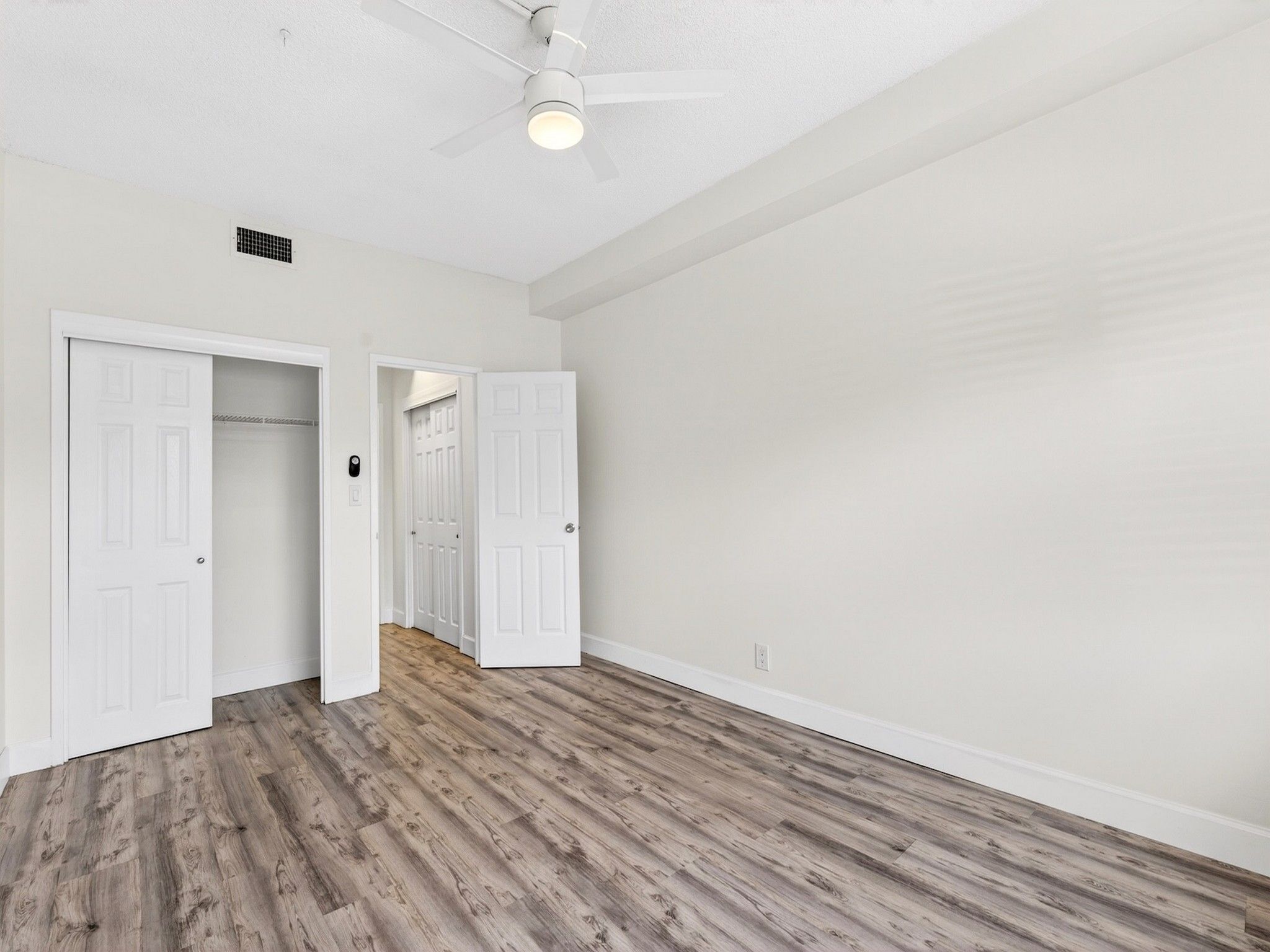  2555 NE 11th Street, Fort Lauderdale, FL, 33304 - 物件實景