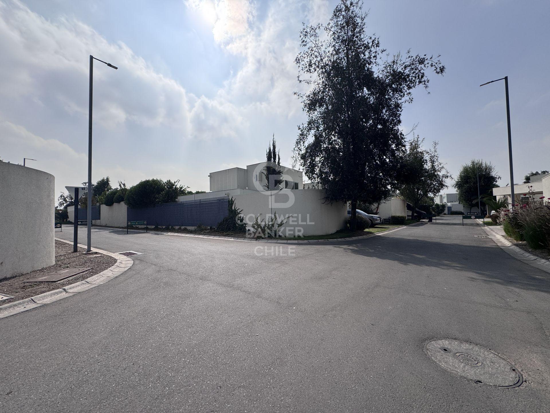 Colina, Chile, 3 Bedrooms Bedrooms, ,3 BathroomsBathrooms,Residential,For Sale,1926491