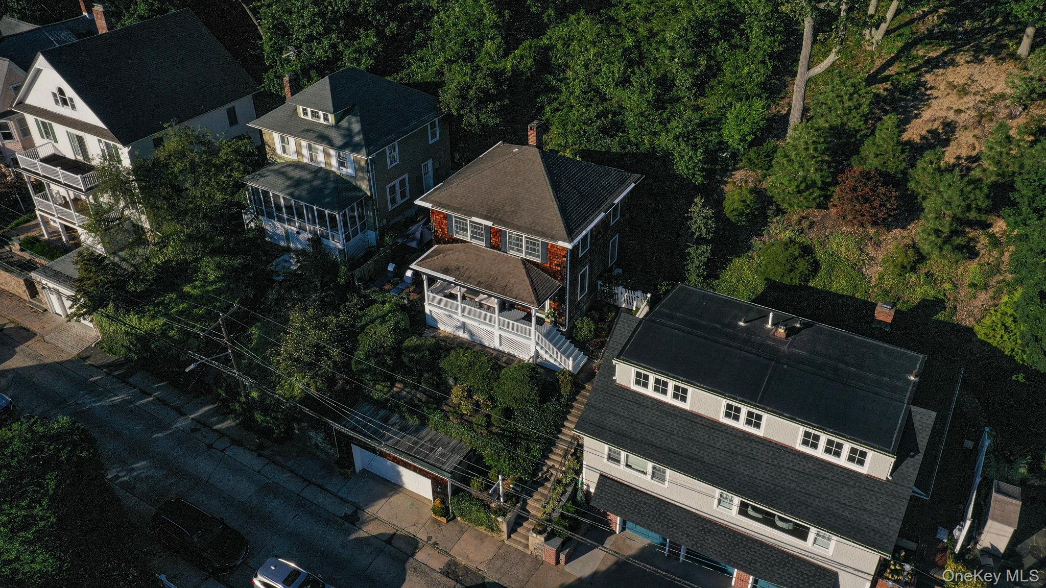 Northport, New York, 11768, United States, 3 Bedrooms Bedrooms, ,2 BathroomsBathrooms,Residential,For Sale,1925556