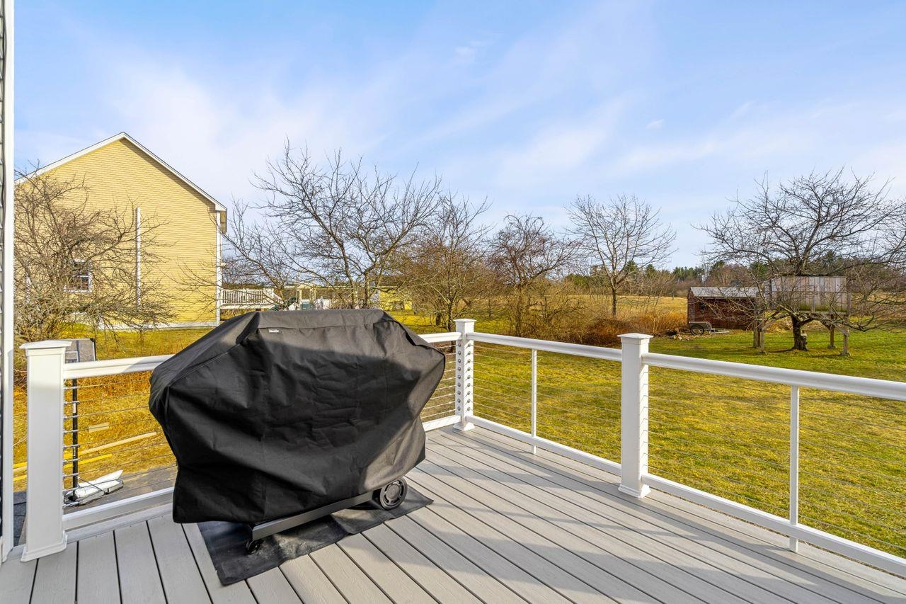 Epping, New Hampshire, 03042, United States, 3 Bedrooms Bedrooms, ,2 BathroomsBathrooms,Residential,For Sale,1862323
