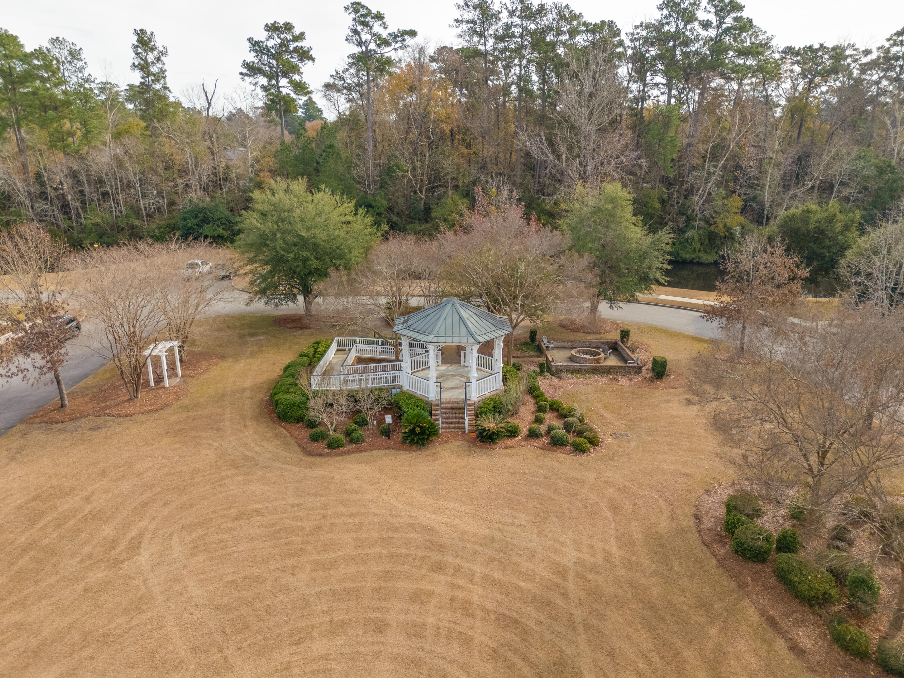 Summerville, South Carolina, 29483, United States, 4 Bedrooms Bedrooms, ,4 BathroomsBathrooms,Residential,For Sale,2005994