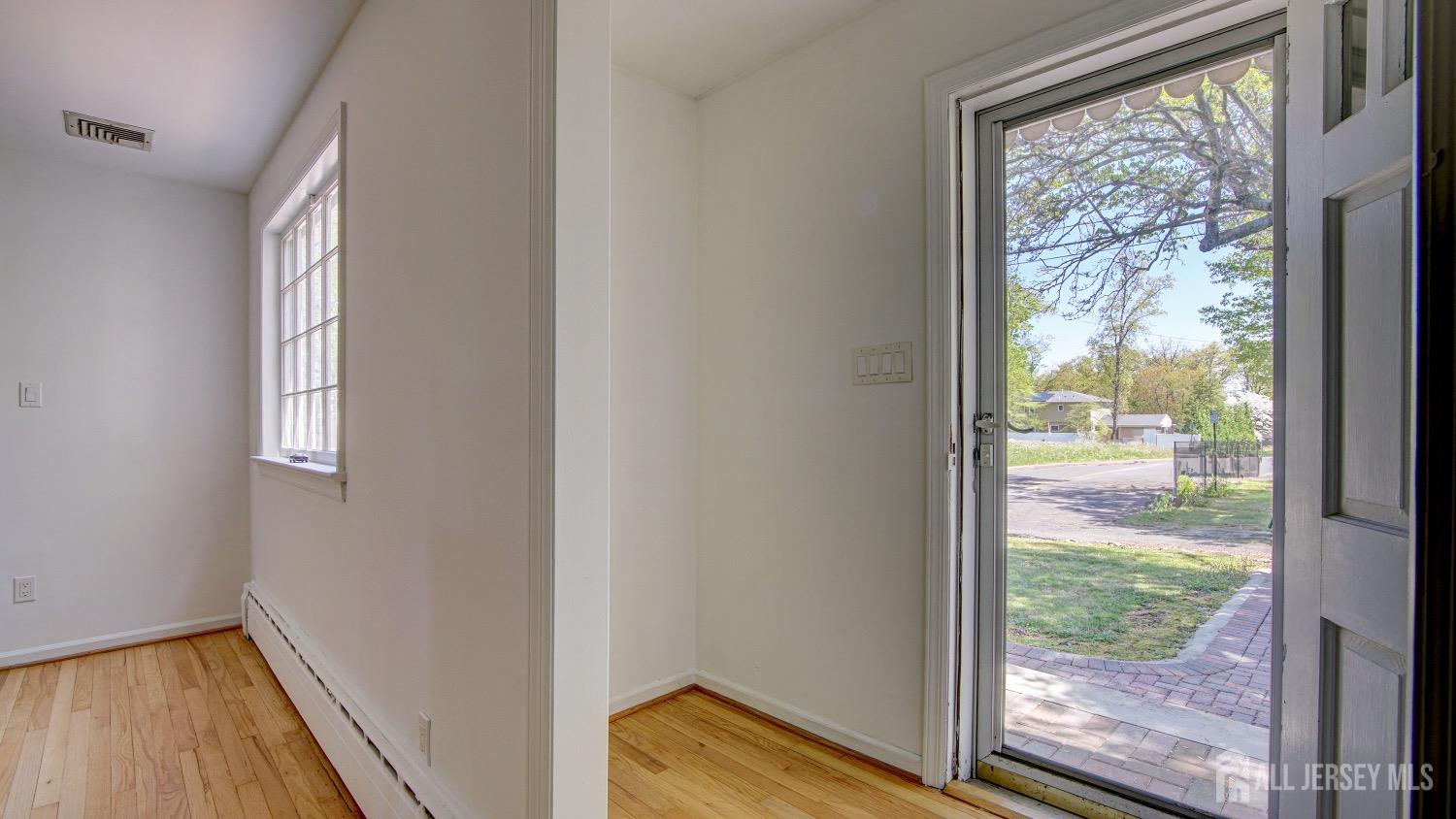 East Brunswick, New Jersey, 08816, United States, 3 Bedrooms Bedrooms, ,1 BathroomBathrooms,Residential,For Sale,1794139