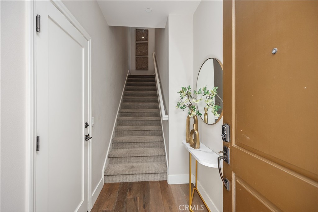 Irvine, California, 92620, United States, 2 Bedrooms Bedrooms, ,2 BathroomsBathrooms,Residential,For Sale,1906932