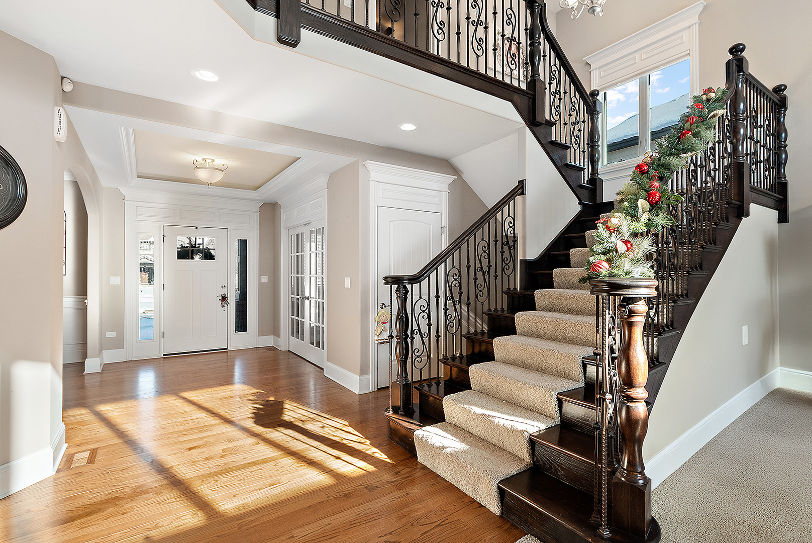 Mokena, Illinois, 60448, United States, 5 Bedrooms Bedrooms, ,4 BathroomsBathrooms,Residential,For Sale,2005248