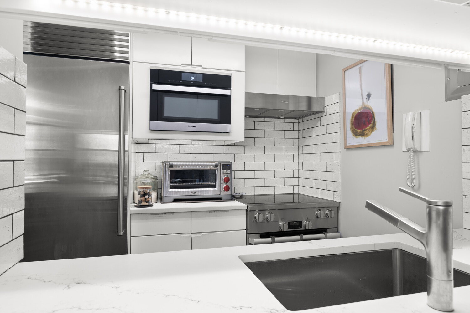 New York City, New York, 10128, United States, 3 Bedrooms Bedrooms, ,3 BathroomsBathrooms,Residential,For Sale,1996976