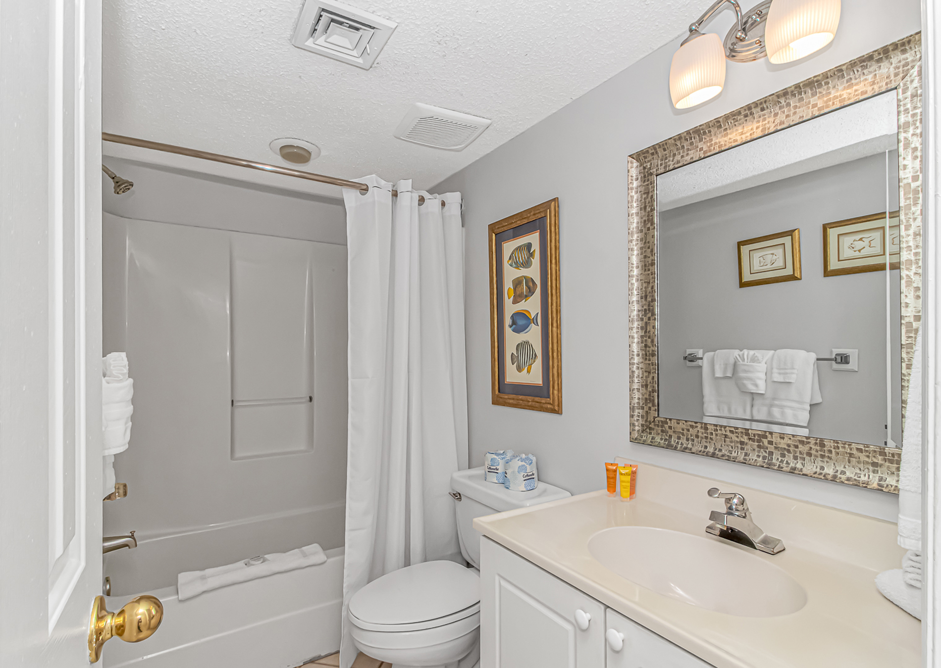 North Myrtle Beach, South Carolina, 29582, United States, 4 Bedrooms Bedrooms, ,3 BathroomsBathrooms,Residential,For Sale,1943651