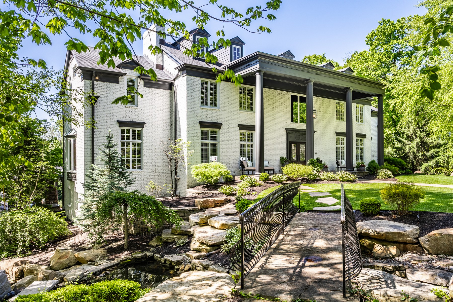  Distinguished Home Situated on a Premium Lot - 物件實景