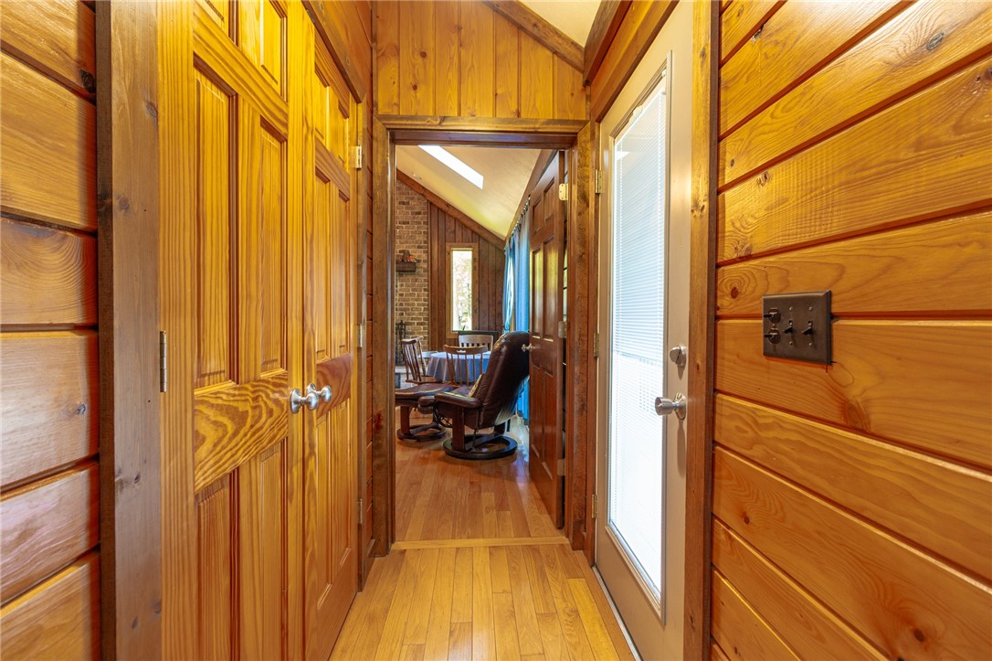 Jamestown, Pennsylvania, 16134, United States, 4 Bedrooms Bedrooms, ,3 BathroomsBathrooms,Residential,For Sale,1998073