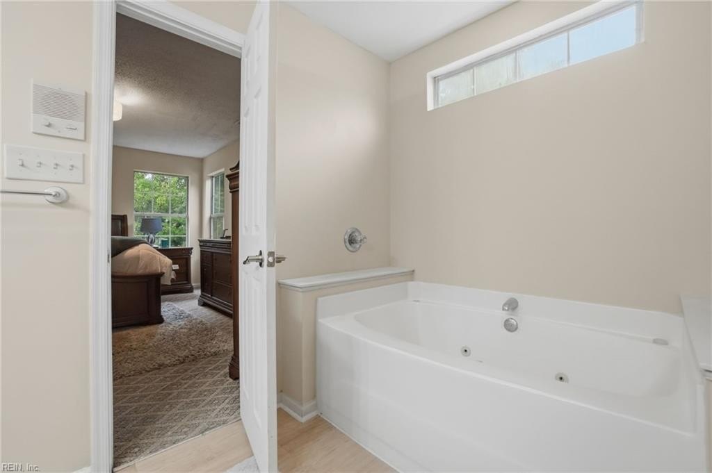 Virginia Beach, Virginia, 23456, United States, 4 Bedrooms Bedrooms, ,3 BathroomsBathrooms,Residential,For Sale,2048276
