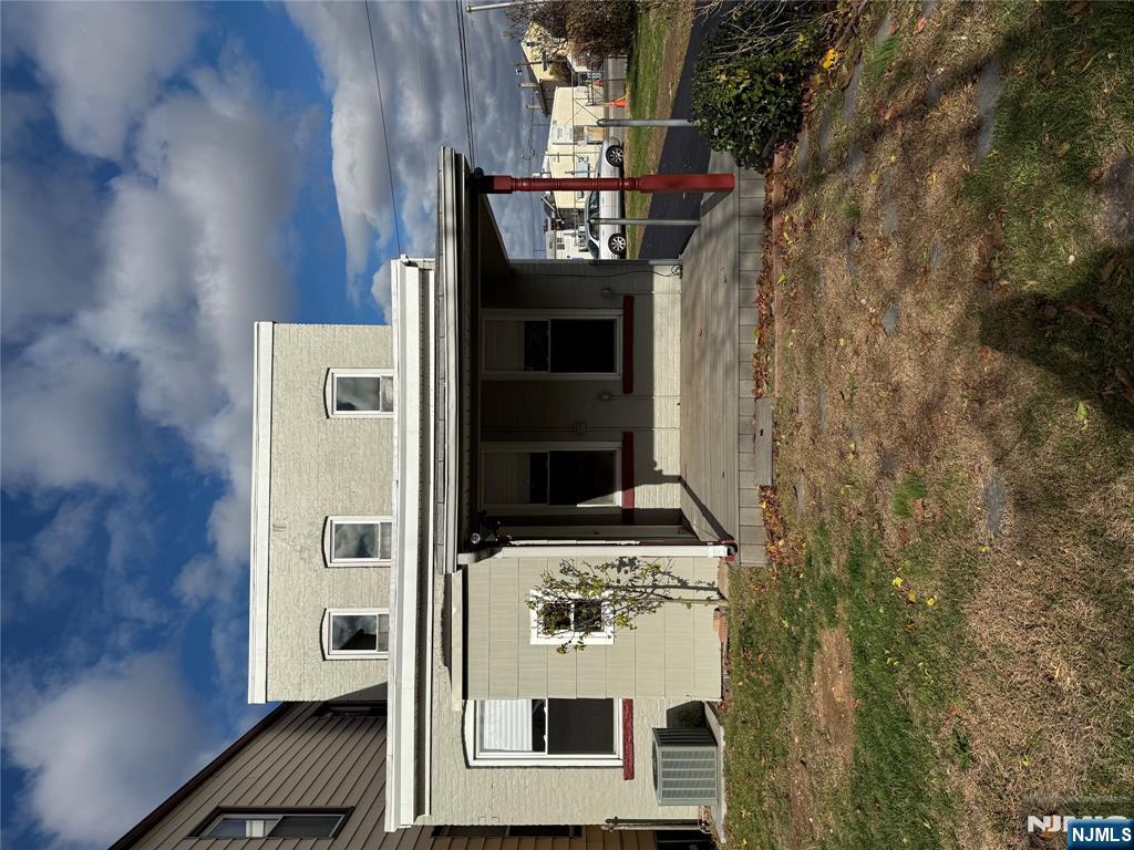 Garfield, New Jersey, 07026, United States, 3 Bedrooms Bedrooms, ,2 BathroomsBathrooms,Residential,For Sale,1998412