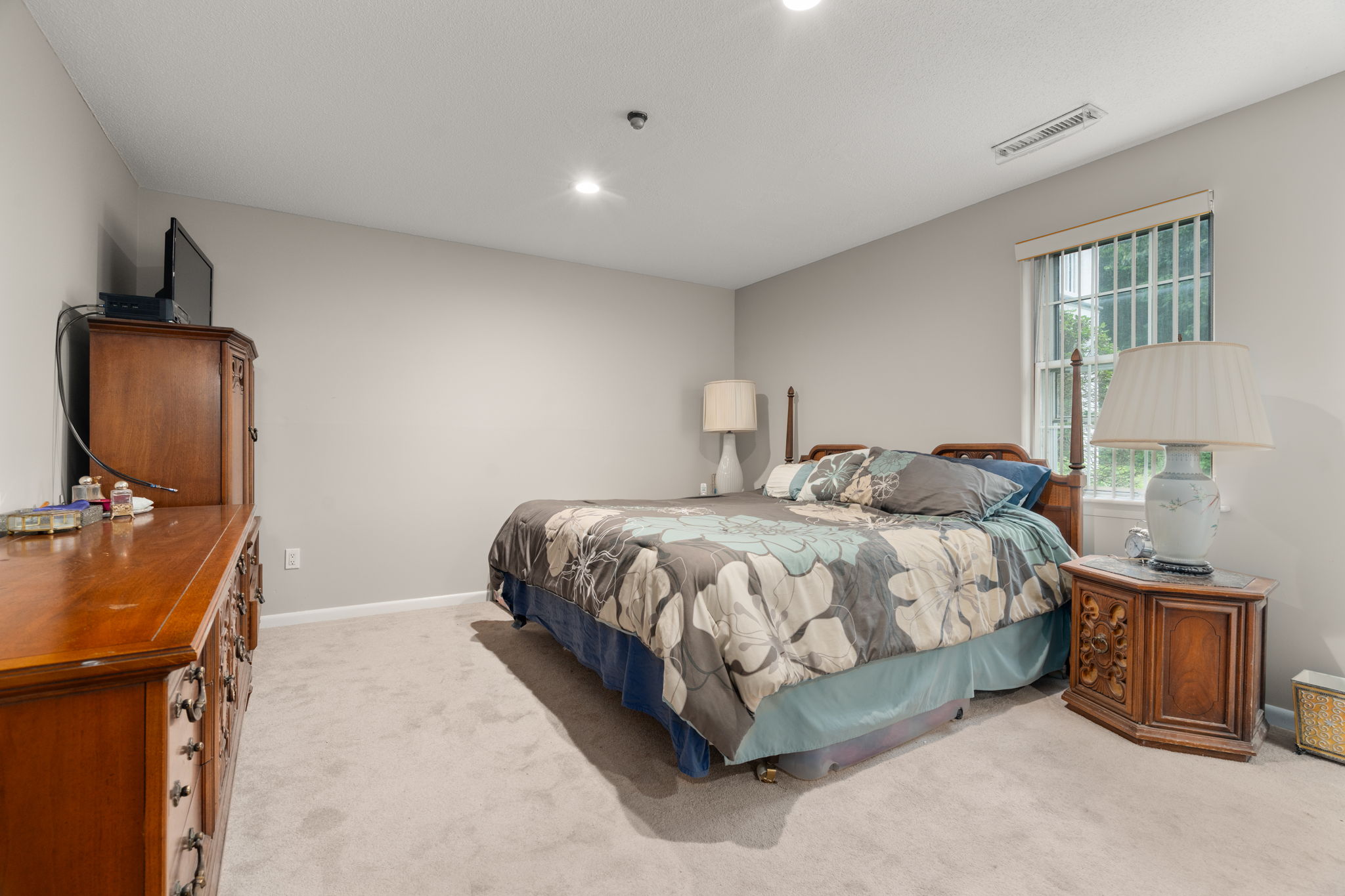  55 Brian Drive, Stoughton, MA, 02072 - 物件實景
