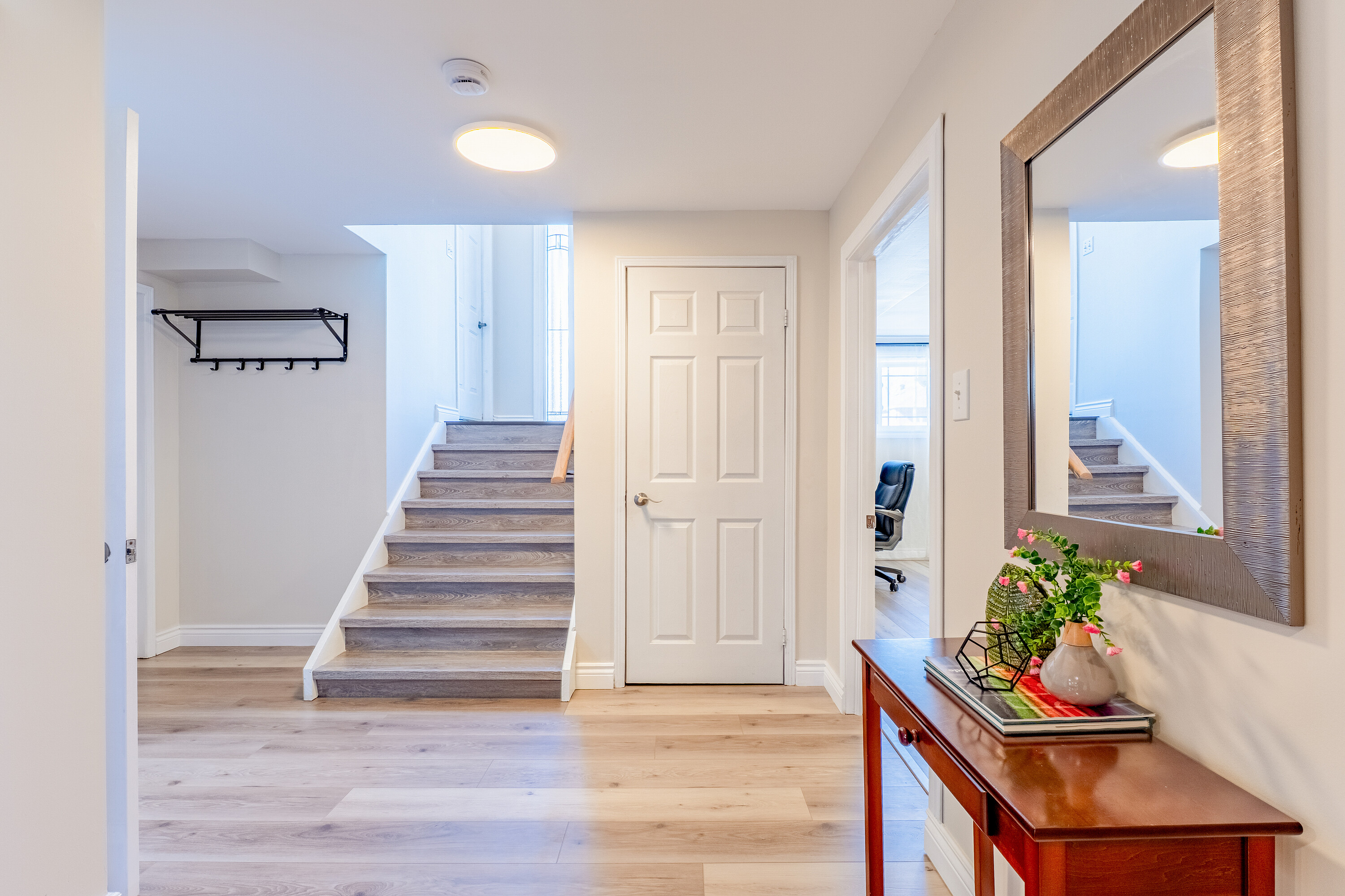  Raised Bungalow with Pool - 物件實景