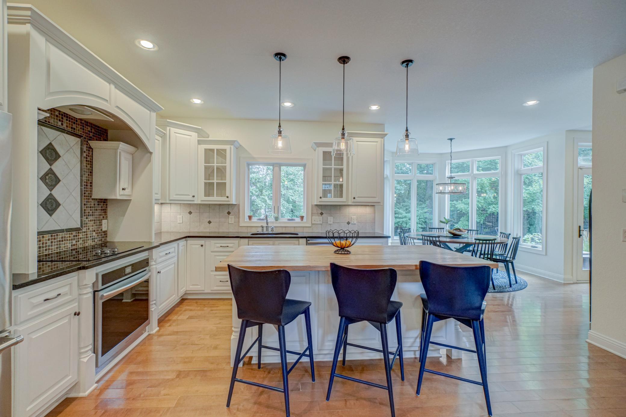 Eau Claire, Wisconsin, 54701, United States, 6 Bedrooms Bedrooms, ,2 BathroomsBathrooms,Residential,For Sale,1992855