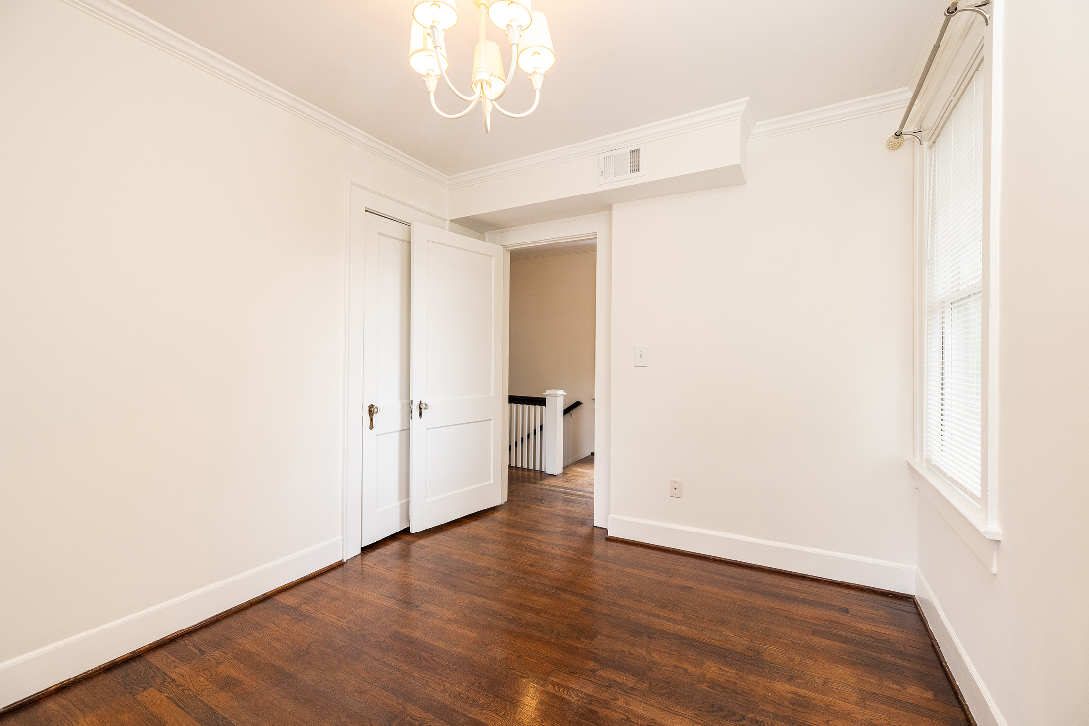  Distinctive Morningside Home with Separate Guest Residence - 物件實景