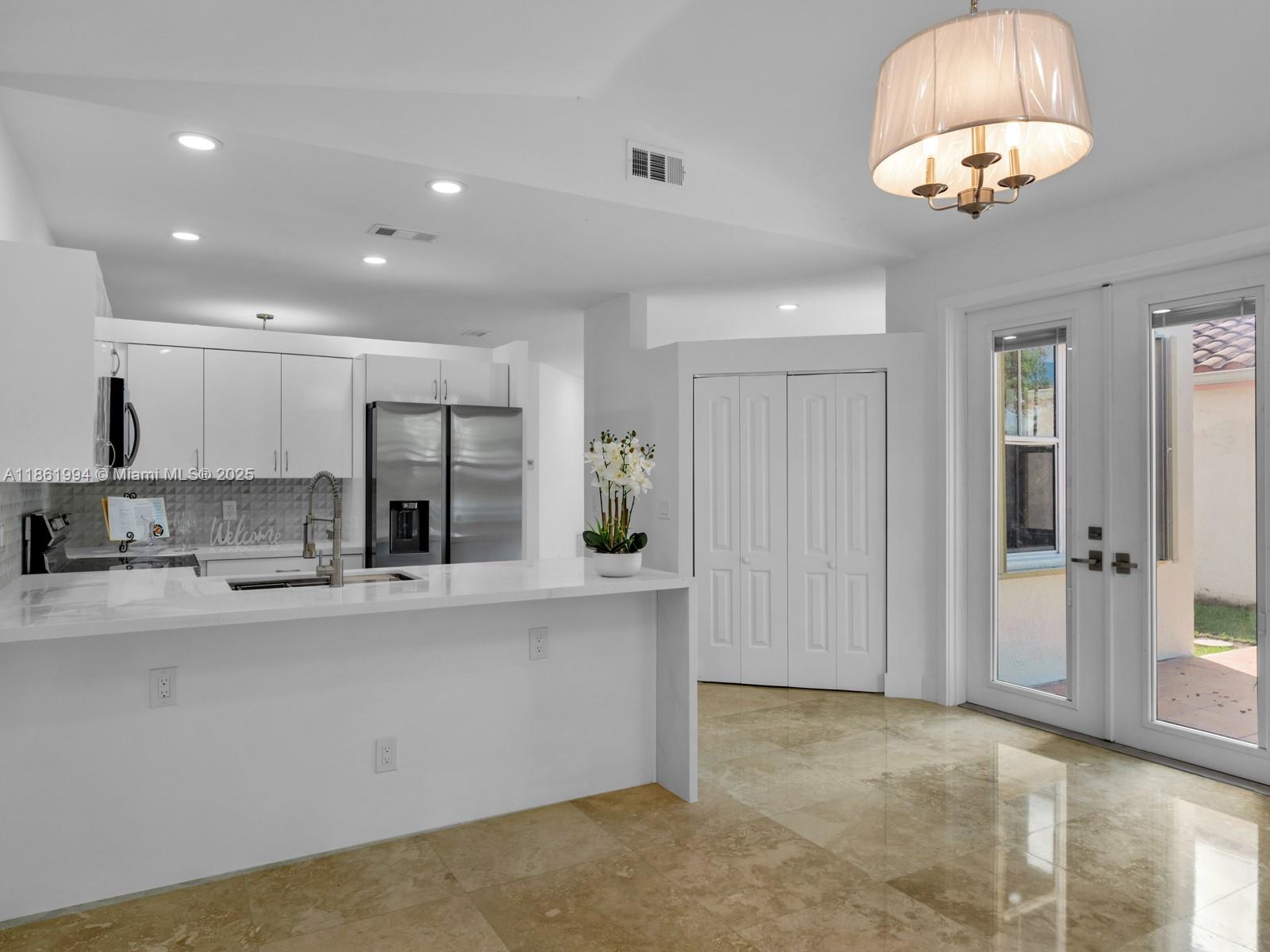 Pembroke Pines, Florida, 33029, United States, 3 Bedrooms Bedrooms, ,3 BathroomsBathrooms,Residential,For Sale,1923091