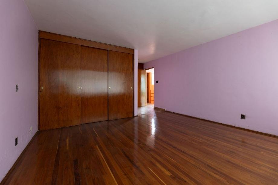 Rafael Checa, Álvaro Obregón, Ciudad de México, 01070, Mexico, 5 Bedrooms Bedrooms, ,3 BathroomsBathrooms,Residential,For Sale,Rafael Checa,1653117