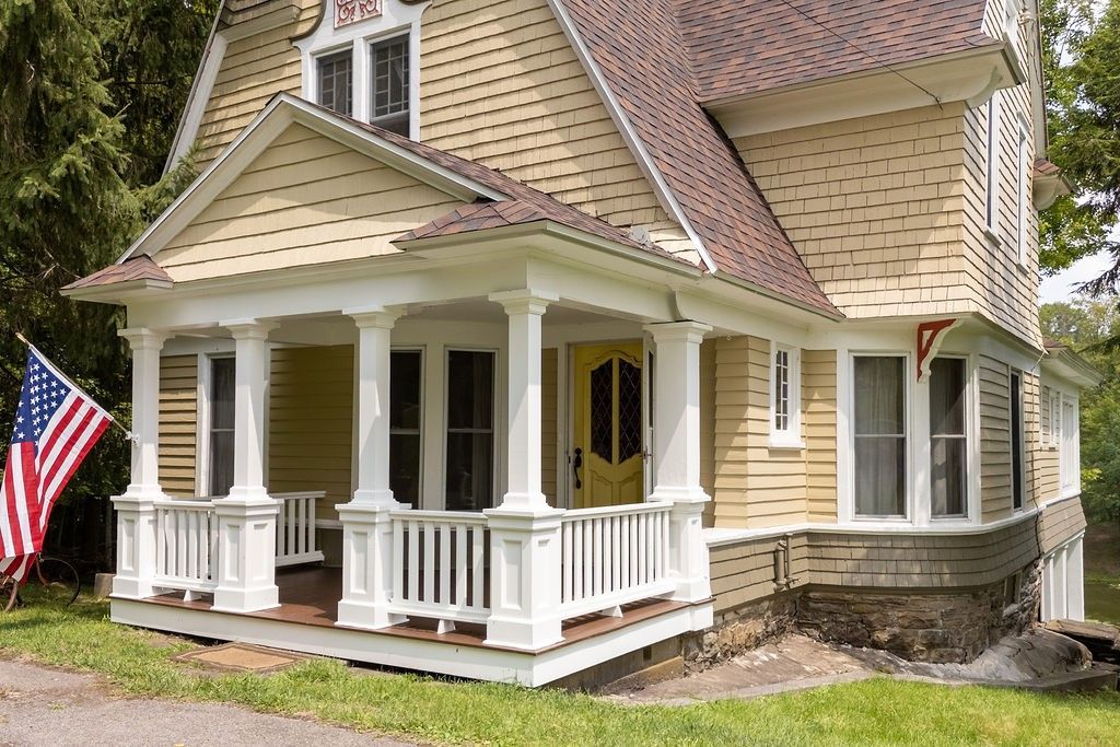 Stamford, New York, 13786, United States, 5 Bedrooms Bedrooms, ,2 BathroomsBathrooms,Residential,For Sale,1925554