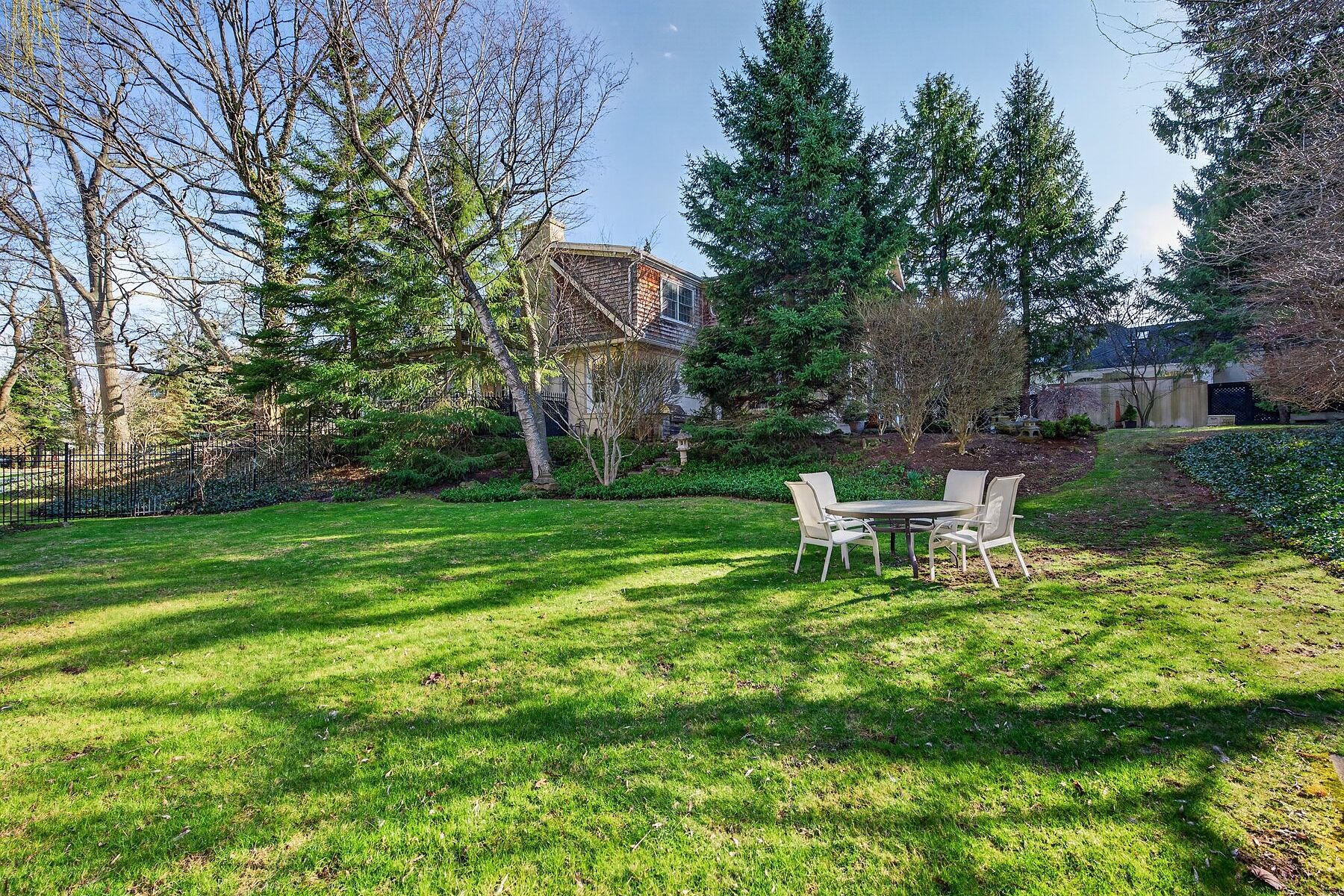  Aldershot Lakeside Elegance - 物件實景