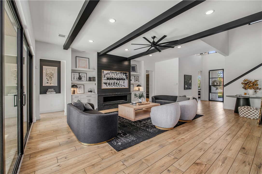 Bryan, Texas, 77802, United States, 5 Bedrooms Bedrooms, ,5 BathroomsBathrooms,Residential,For Sale,2001196