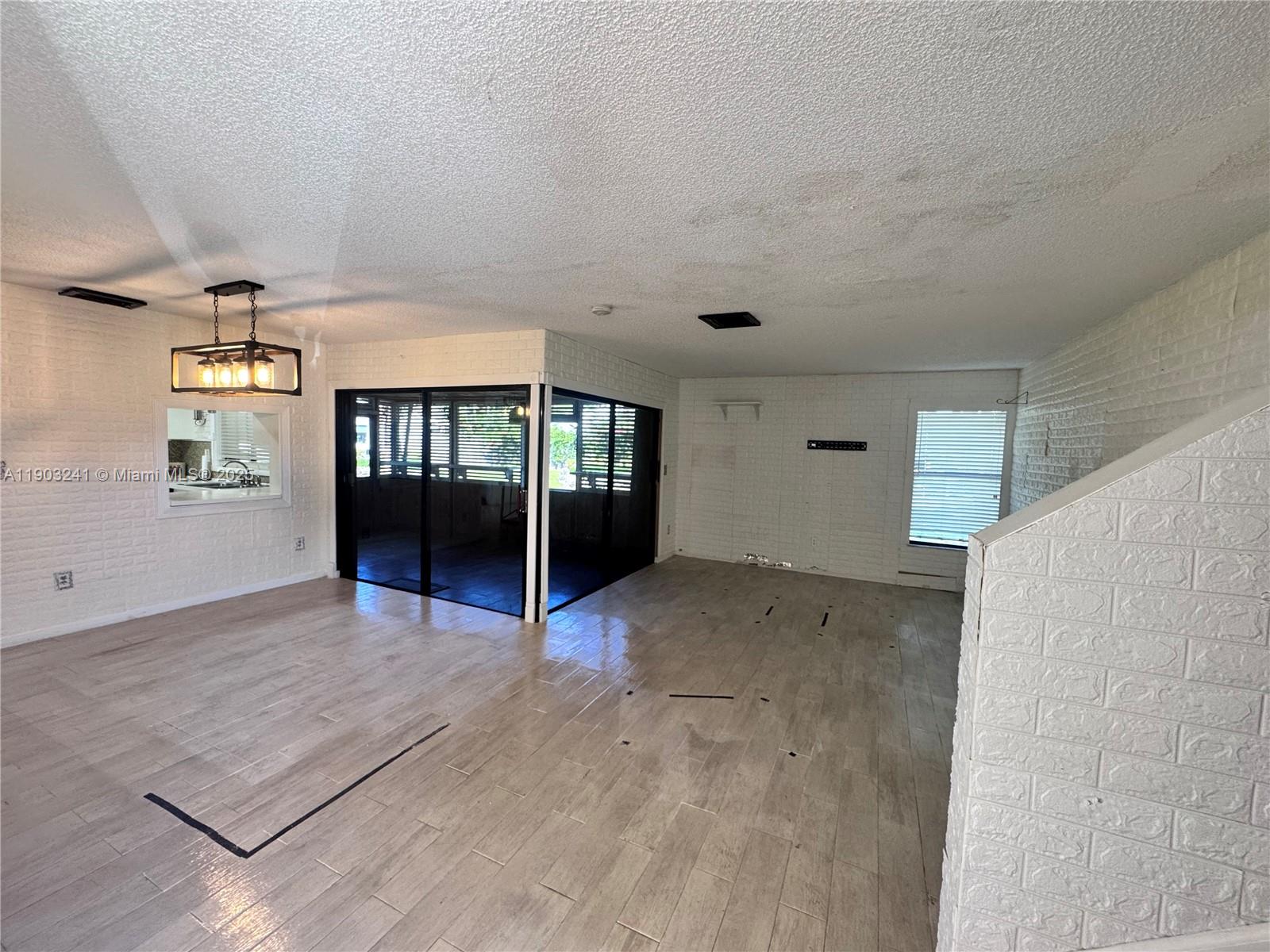 Cutler Bay, Florida, 33190, United States, 3 Bedrooms Bedrooms, ,2 BathroomsBathrooms,Residential,For Sale,1987875