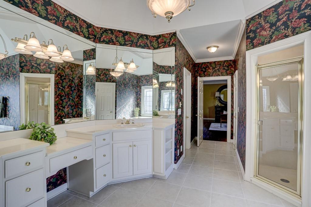 Suwanee, Georgia, 30024, United States, 6 Bedrooms Bedrooms, ,5 BathroomsBathrooms,Residential,For Sale,2013045
