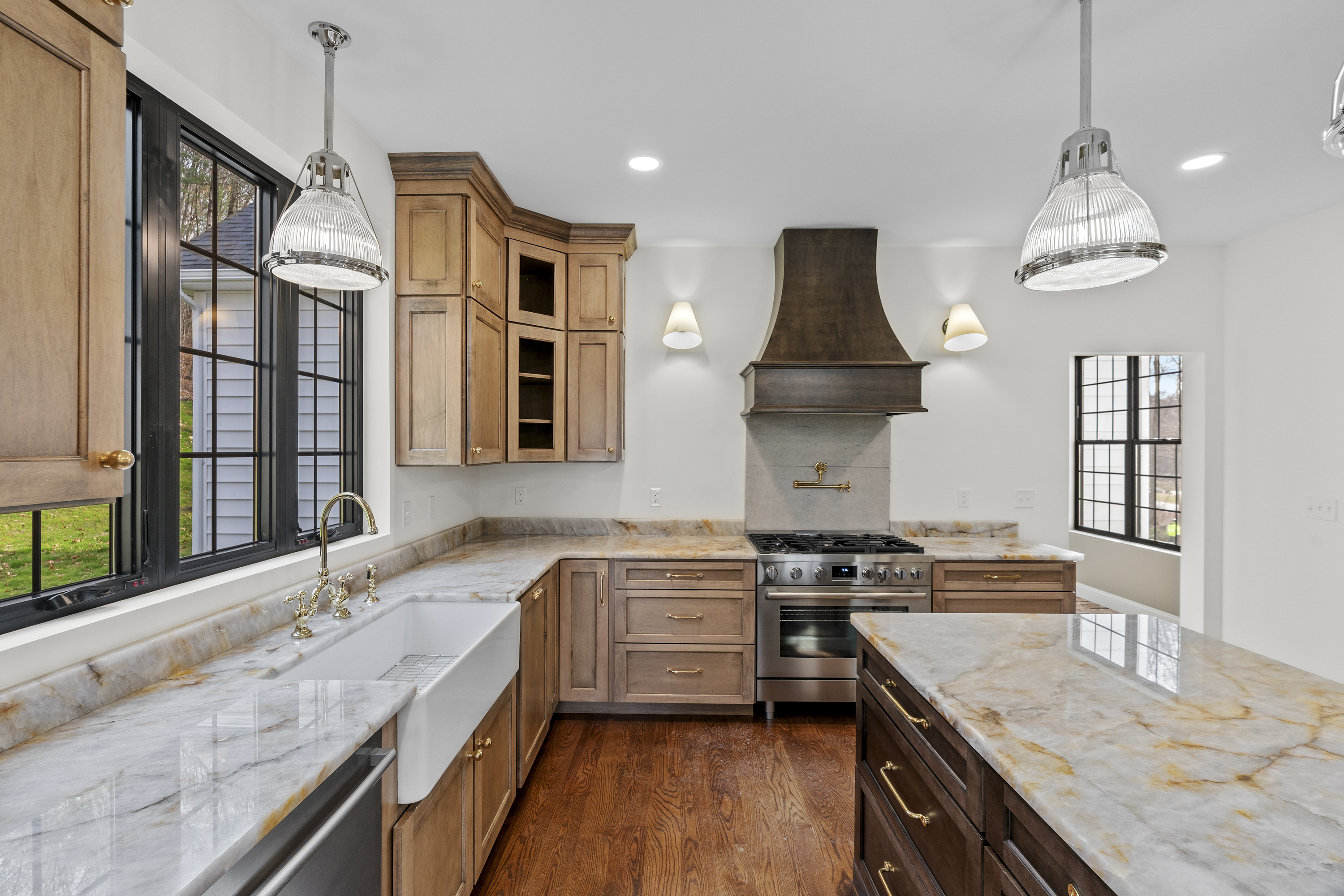 East Hampton, Connecticut, 06424, United States, 3 Bedrooms Bedrooms, ,3 BathroomsBathrooms,Residential,For Sale,1990292