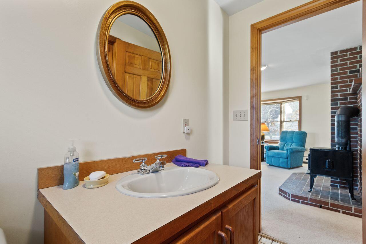 Portland, Maine, 04103, United States, 3 Bedrooms Bedrooms, ,3 BathroomsBathrooms,Residential,For Sale,1988011