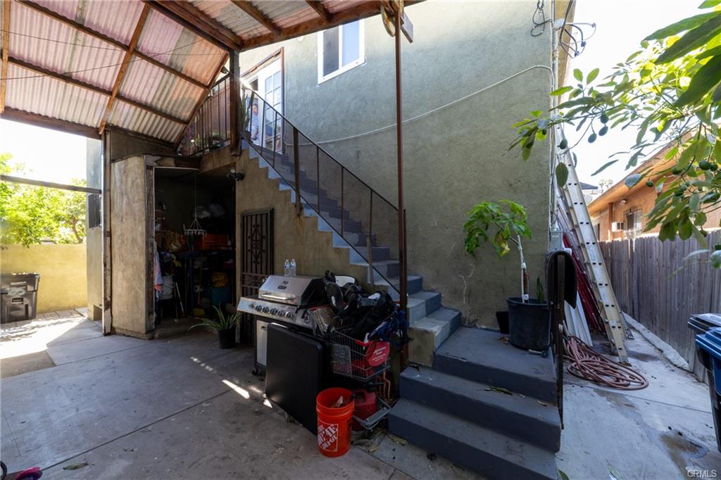 Los Angeles, California, 90011, United States, 6 Bedrooms Bedrooms, ,5 BathroomsBathrooms,Residential,For Sale,1974458