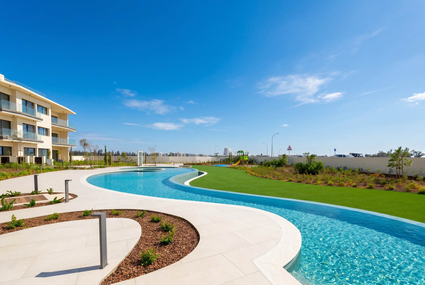  Brand-New 2-Bedroom Apartment with Golf-Course Views in Limassol Greens - 物件實景