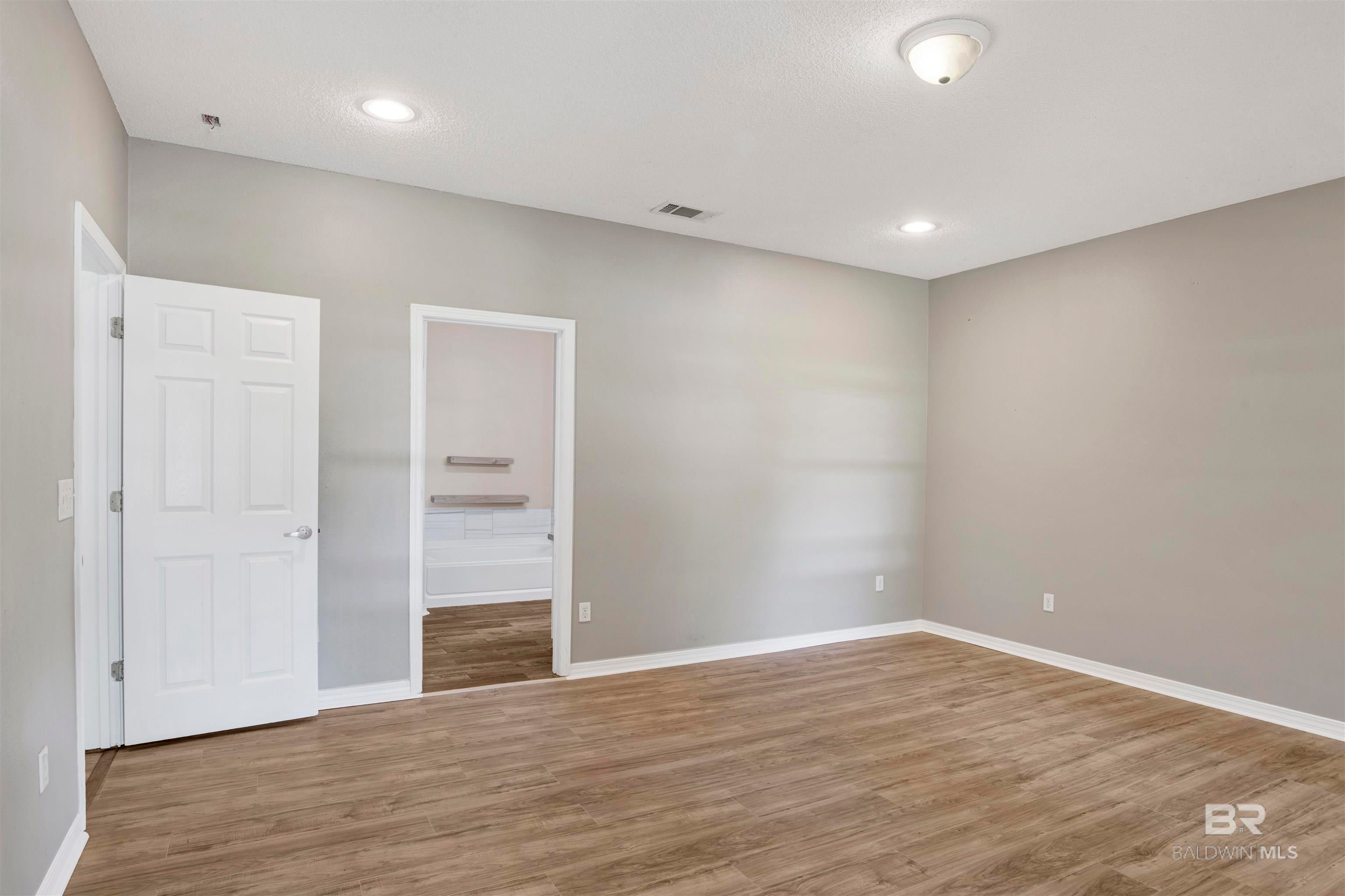 Stapleton, Alabama, 36578, United States, 4 Bedrooms Bedrooms, ,3 BathroomsBathrooms,Residential,For Sale,1940350