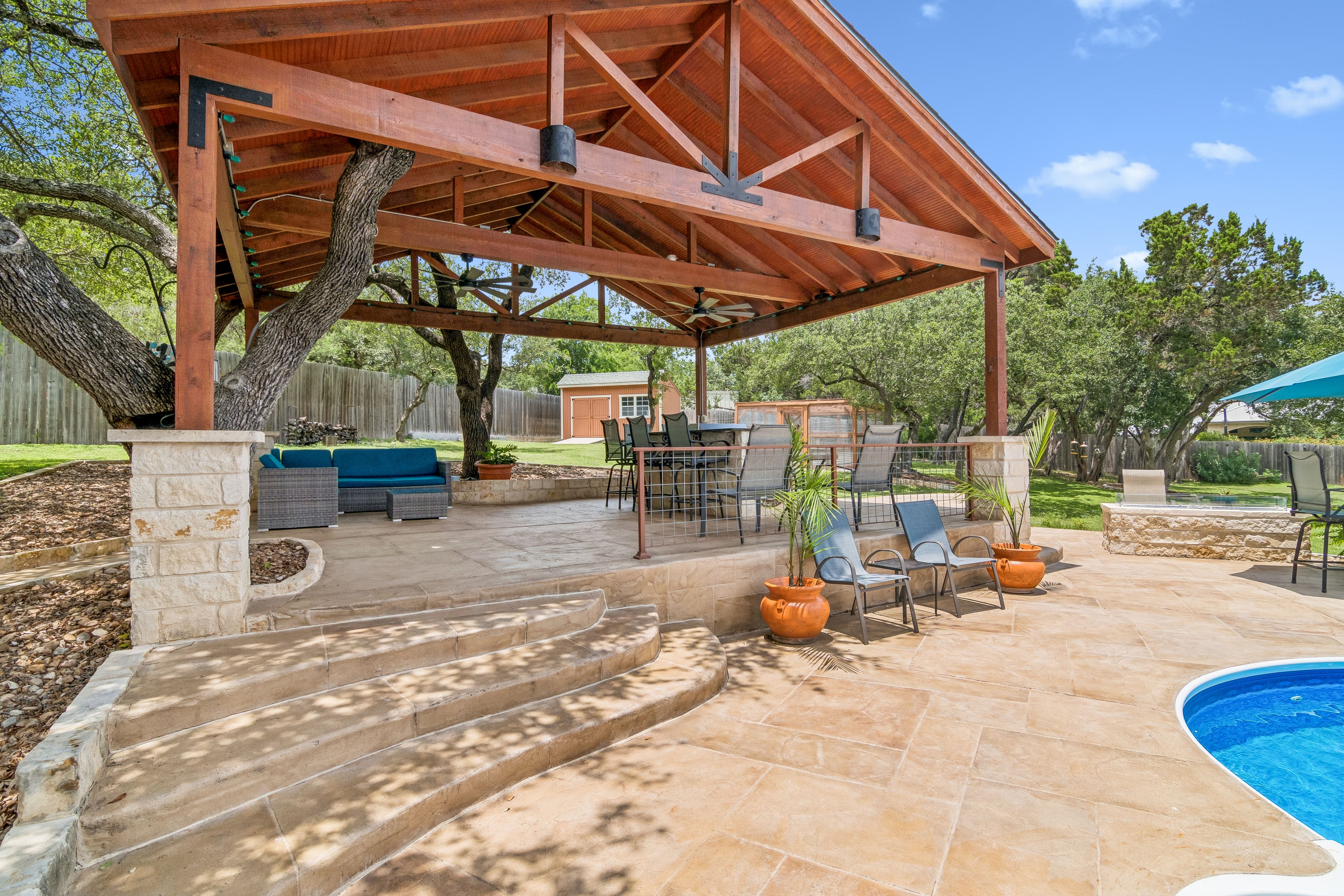  Pool, Pavilion & Peaceful Hill Country Living - 物件實景