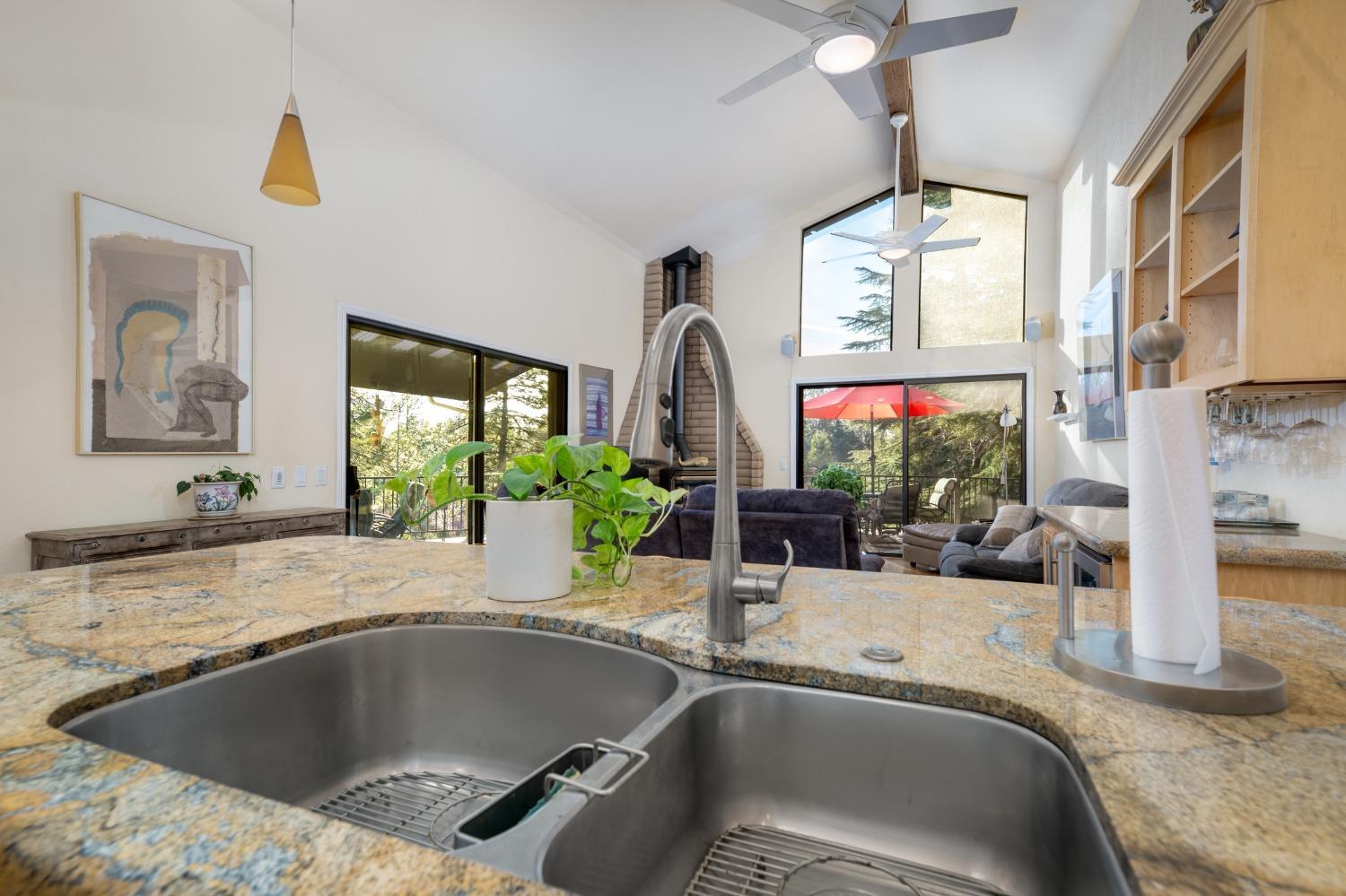Grass Valley, California, 95949, United States, 3 Bedrooms Bedrooms, ,2 BathroomsBathrooms,Residential,For Sale,1761792