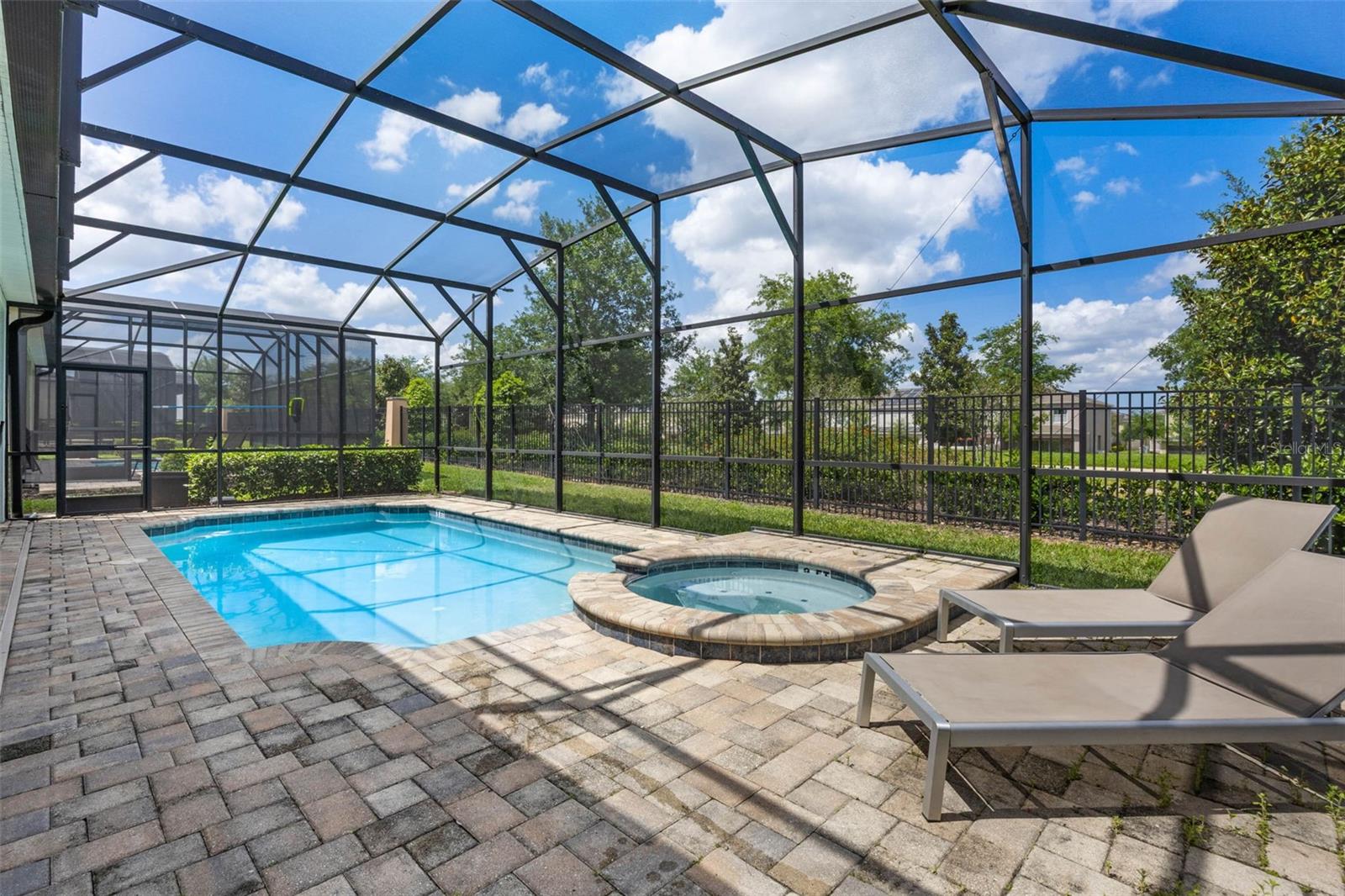 KISSIMMEE, Florida, 34747, United States, 7 Bedrooms Bedrooms, ,6 BathroomsBathrooms,Residential,For Sale,1938279