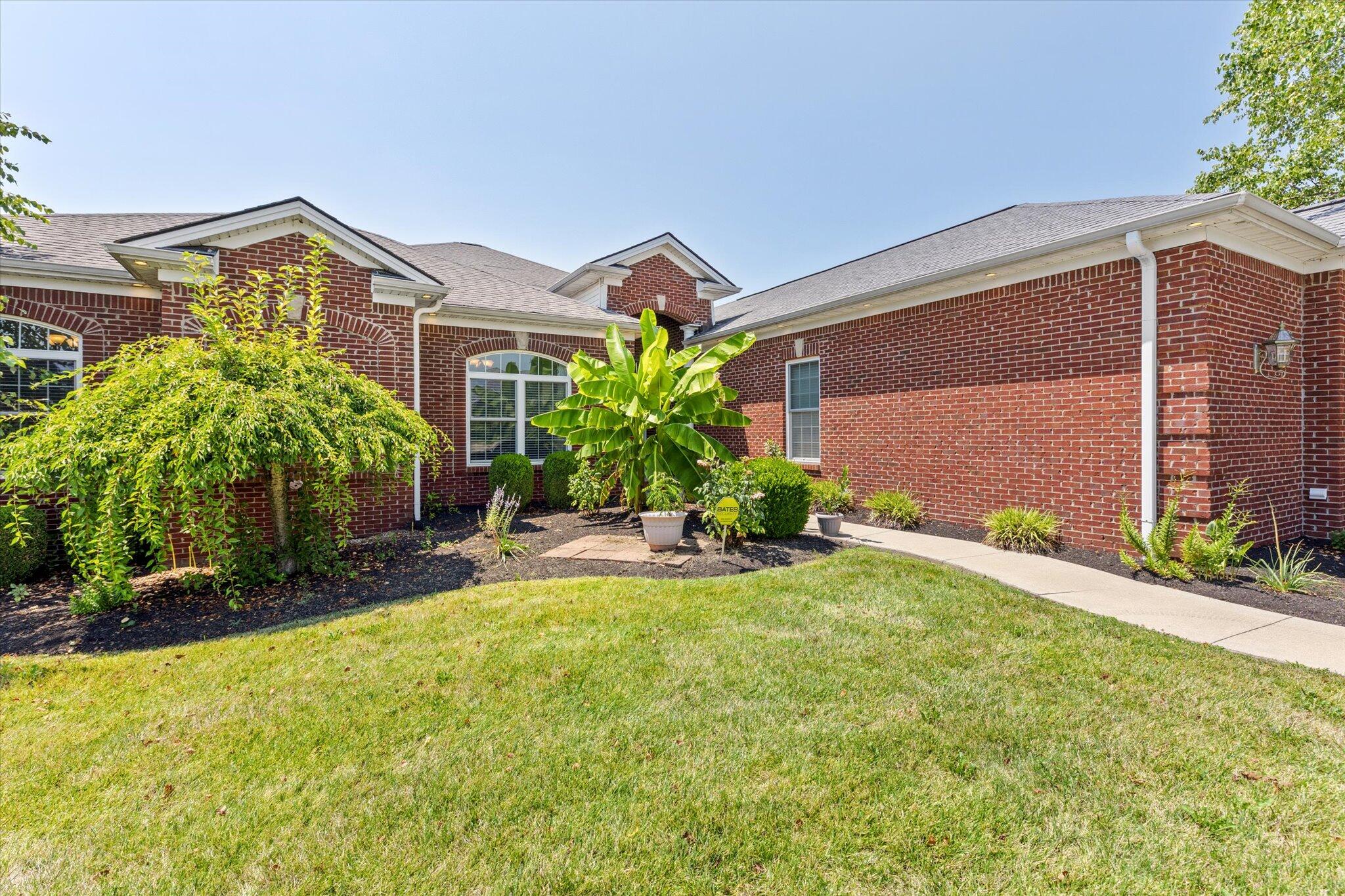 Georgetown, Kentucky, 40324, United States, 6 Bedrooms Bedrooms, ,4 BathroomsBathrooms,Residential,For Sale,1874410