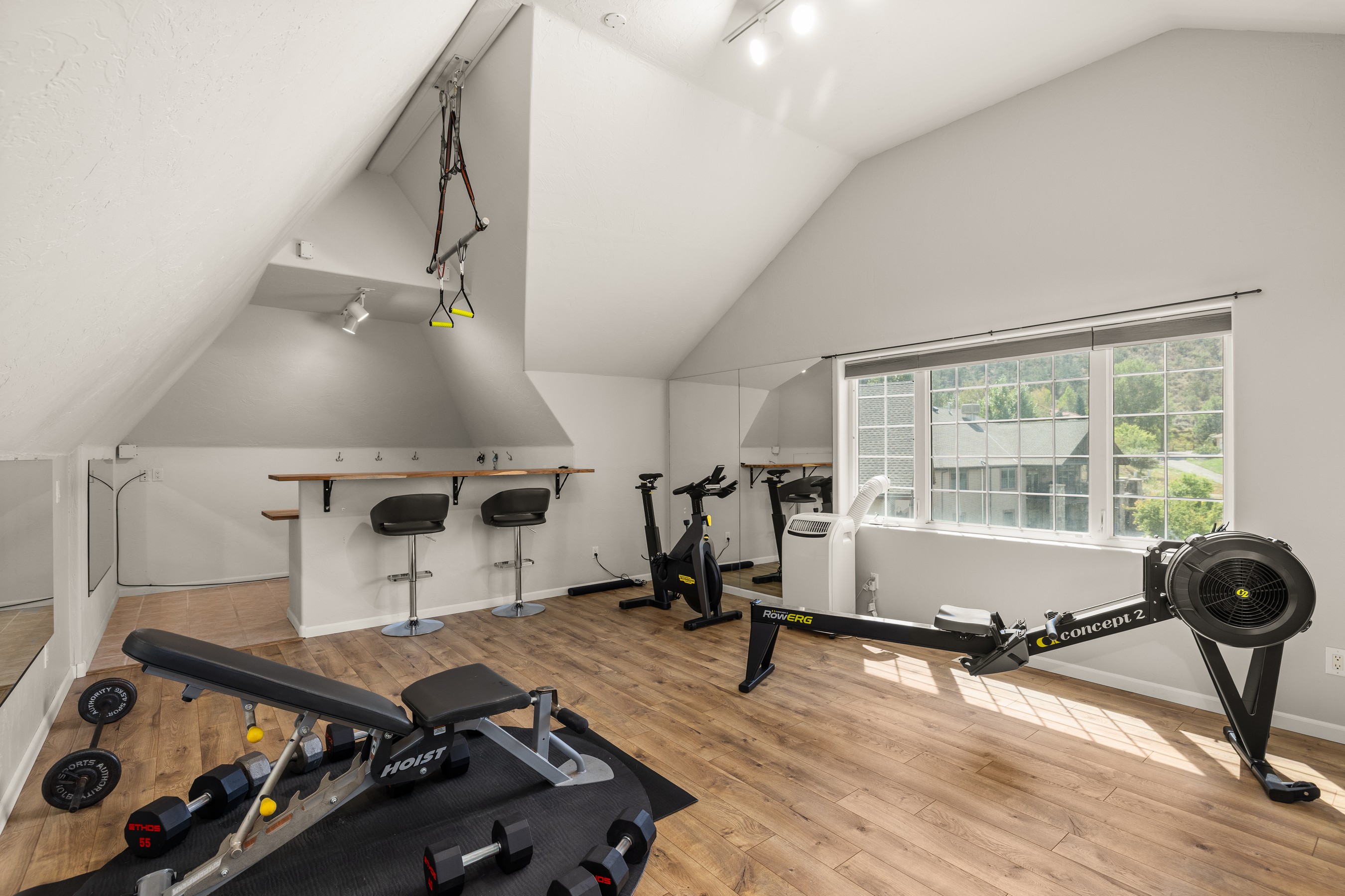  Move-In Ready Mountain Living - 物件實景