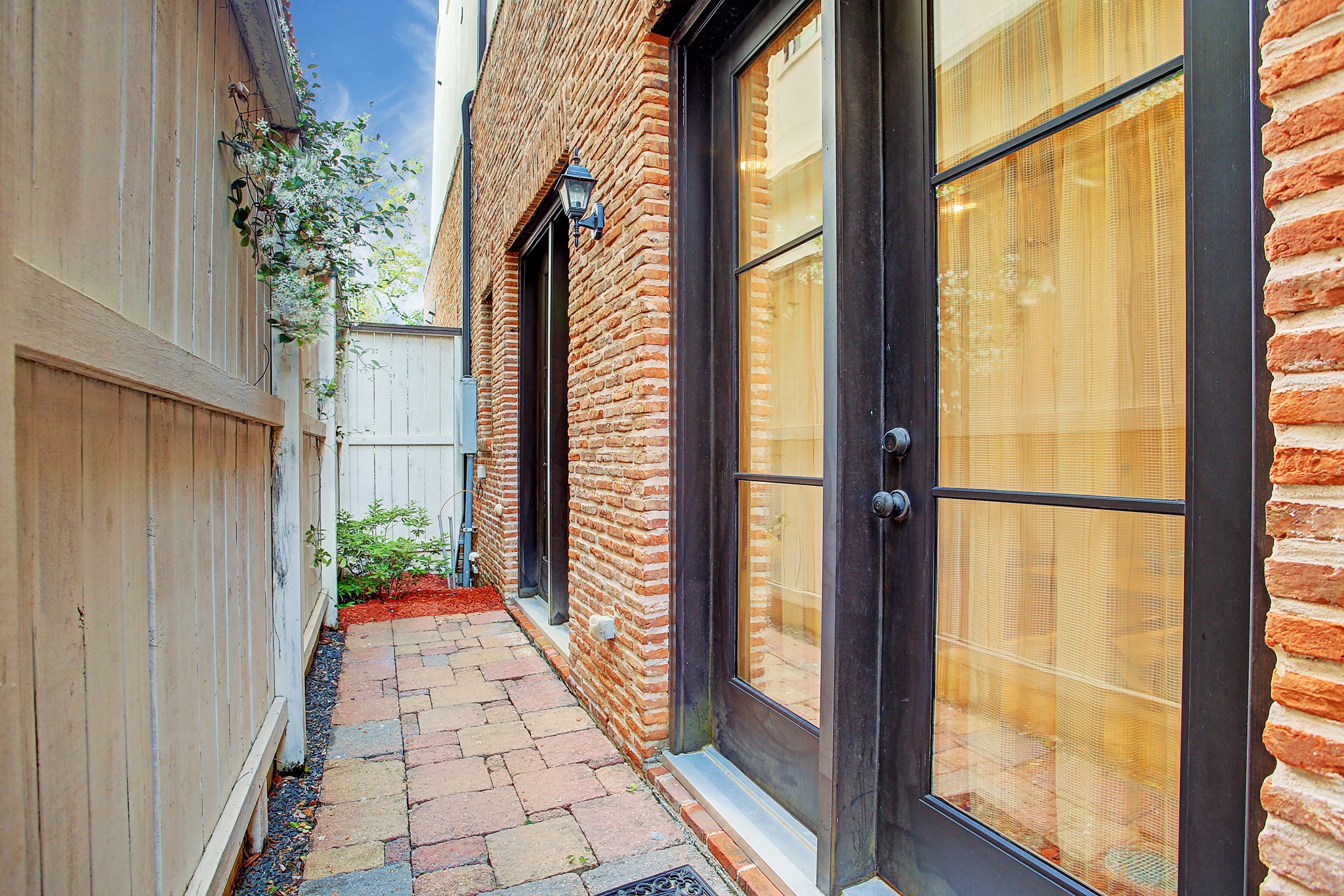  1307 Rosedale Street - 物件實景