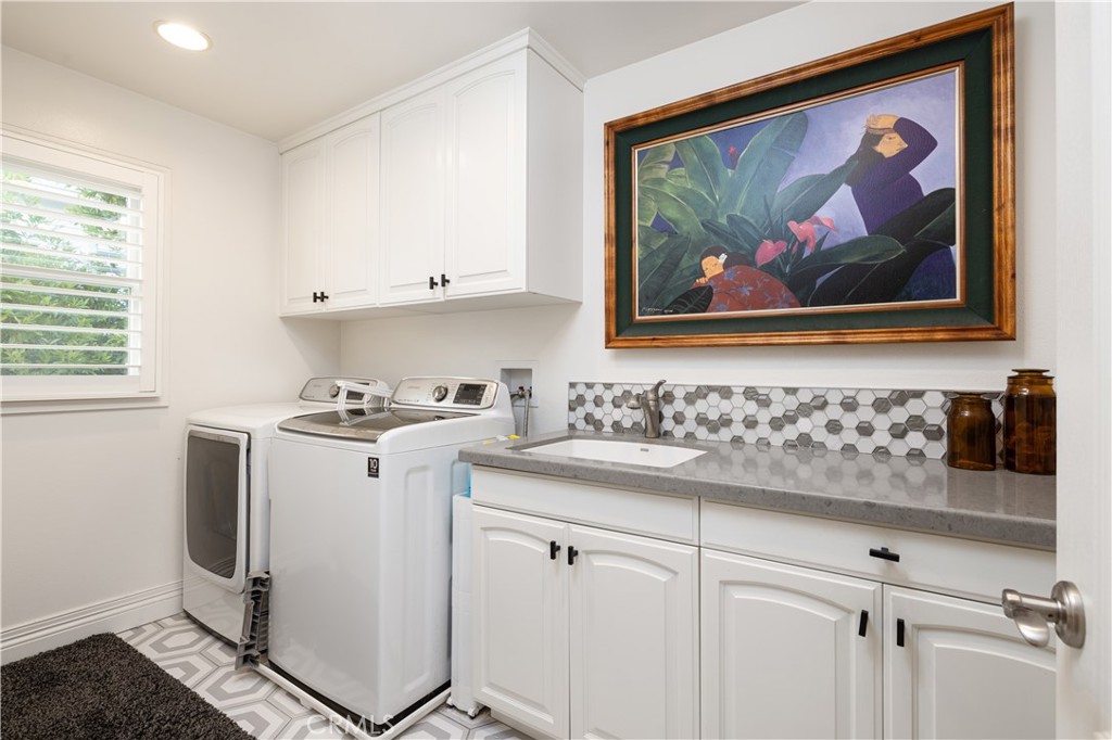 Newport Beach, California, 92660, United States, 3 Bedrooms Bedrooms, ,3 BathroomsBathrooms,Residential,For Sale,1867238