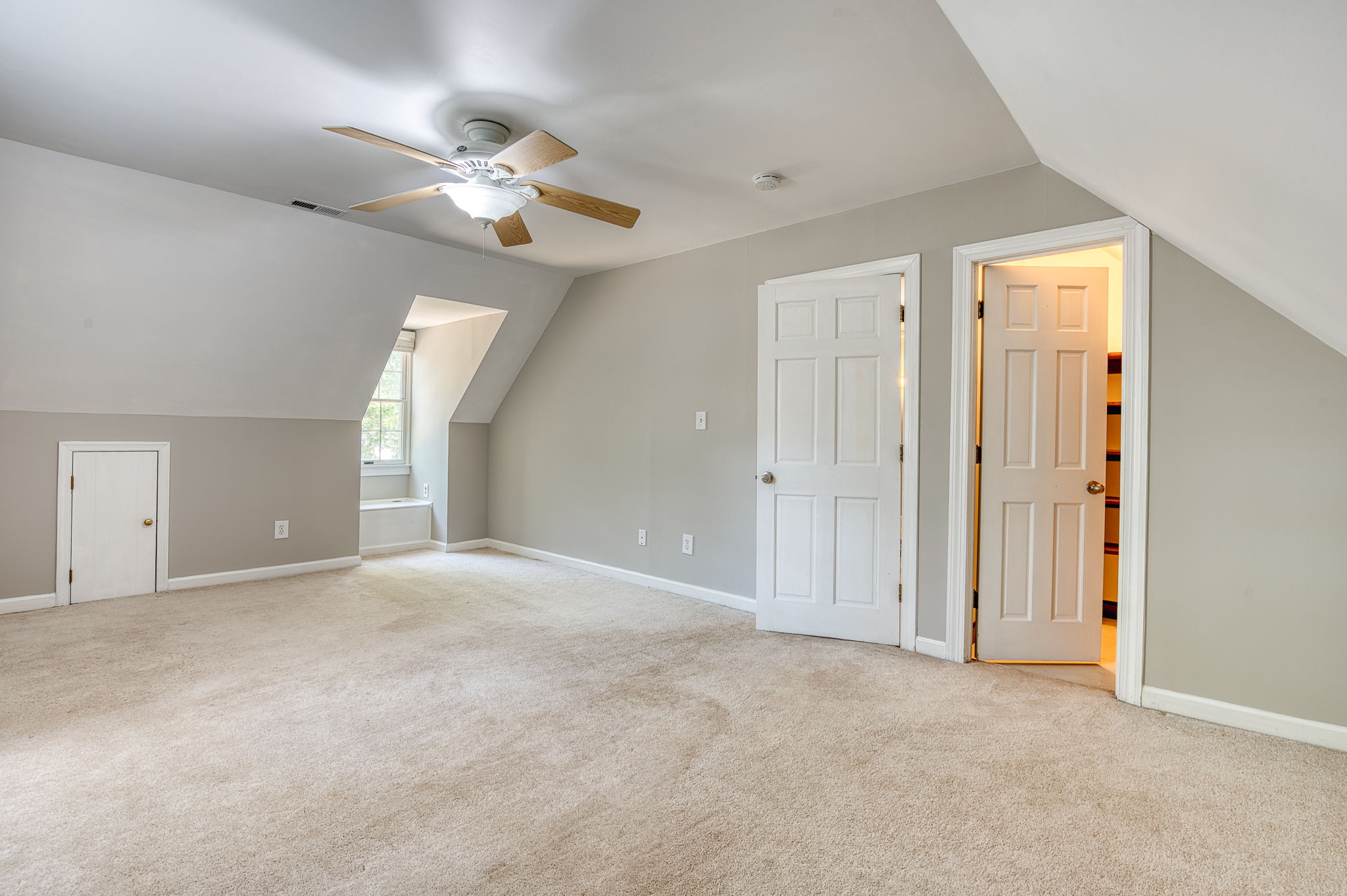 Poquoson, Virginia, 23662, United States, 4 Bedrooms Bedrooms, ,3 BathroomsBathrooms,Residential,For Sale,2048934