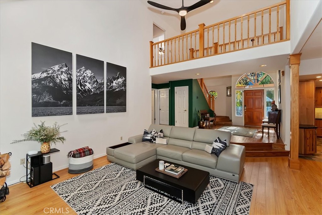 Lake Arrowhead, California, 92352, United States, 4 Bedrooms Bedrooms, ,3 BathroomsBathrooms,Residential,For Sale,1998822