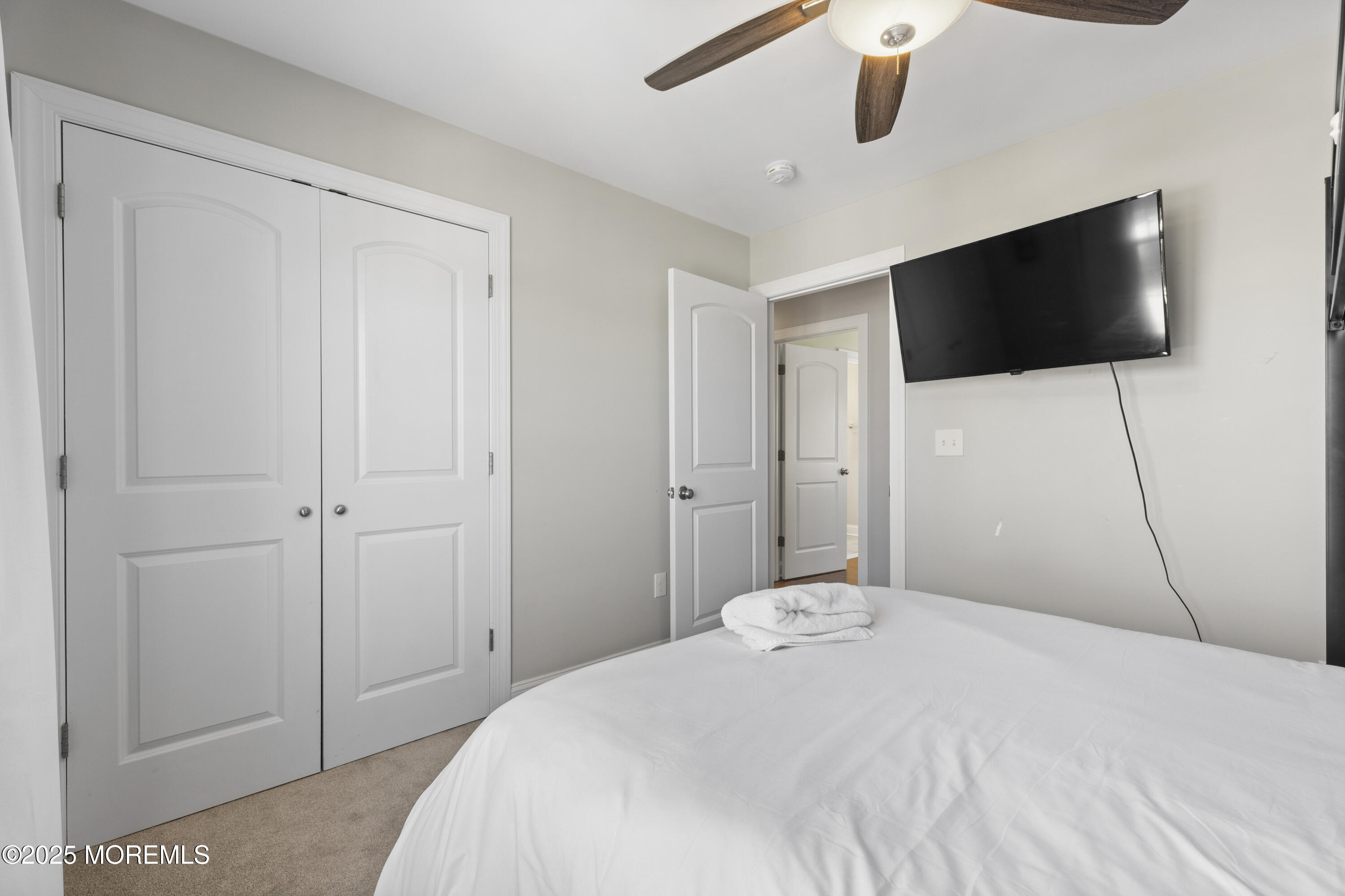 Highlands, New Jersey, 07732, United States, 3 Bedrooms Bedrooms, ,3 BathroomsBathrooms,Residential,For Sale,1977808