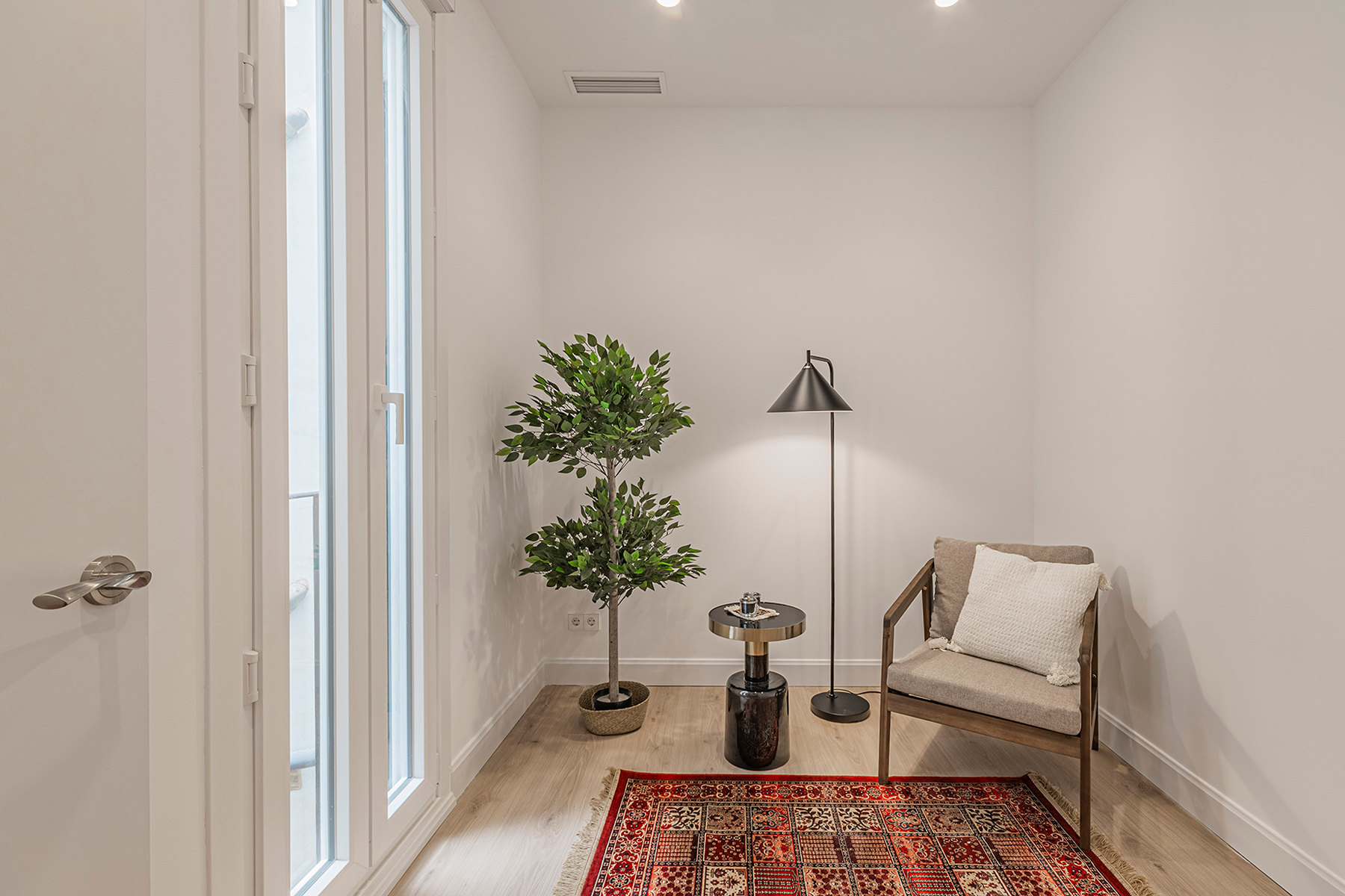  Recently renovated apartment near the sea and mountains - 物件實景