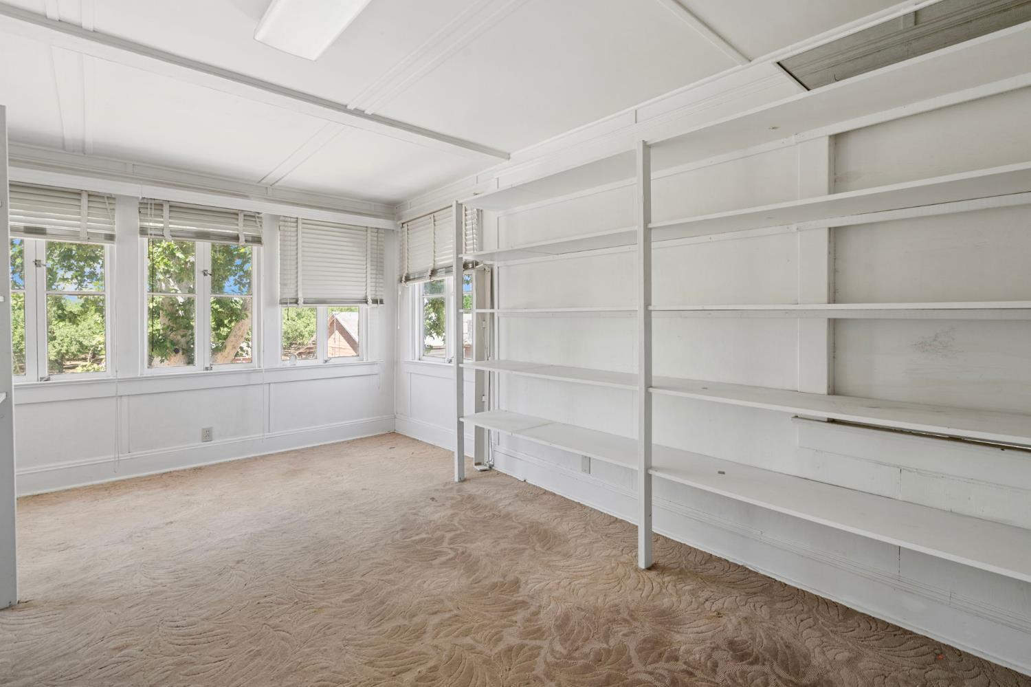 Vernalis, California, 95385, United States, 5 Bedrooms Bedrooms, ,3 BathroomsBathrooms,Residential,For Sale,1979261