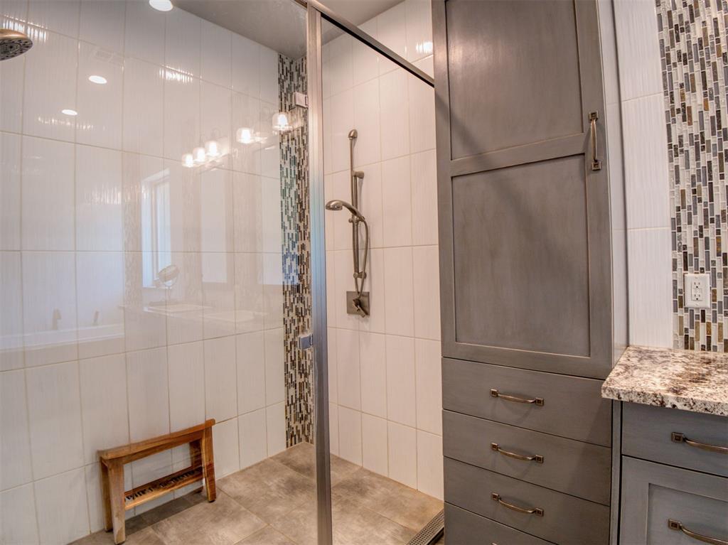 Tecumseh, Oklahoma, 74873, United States, 3 Bedrooms Bedrooms, ,3 BathroomsBathrooms,Residential,For Sale,1976601