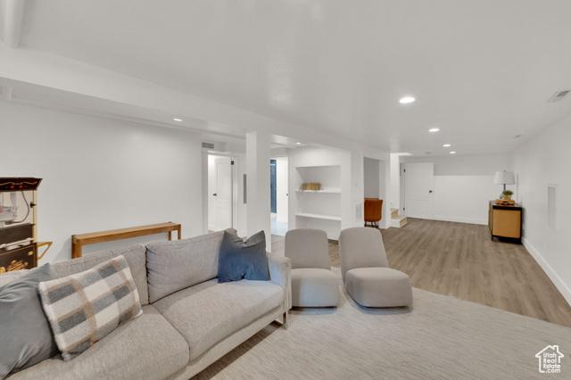 American Fork, Utah, 84003, United States, 3 Bedrooms Bedrooms, ,2 BathroomsBathrooms,Residential,For Sale,1935787