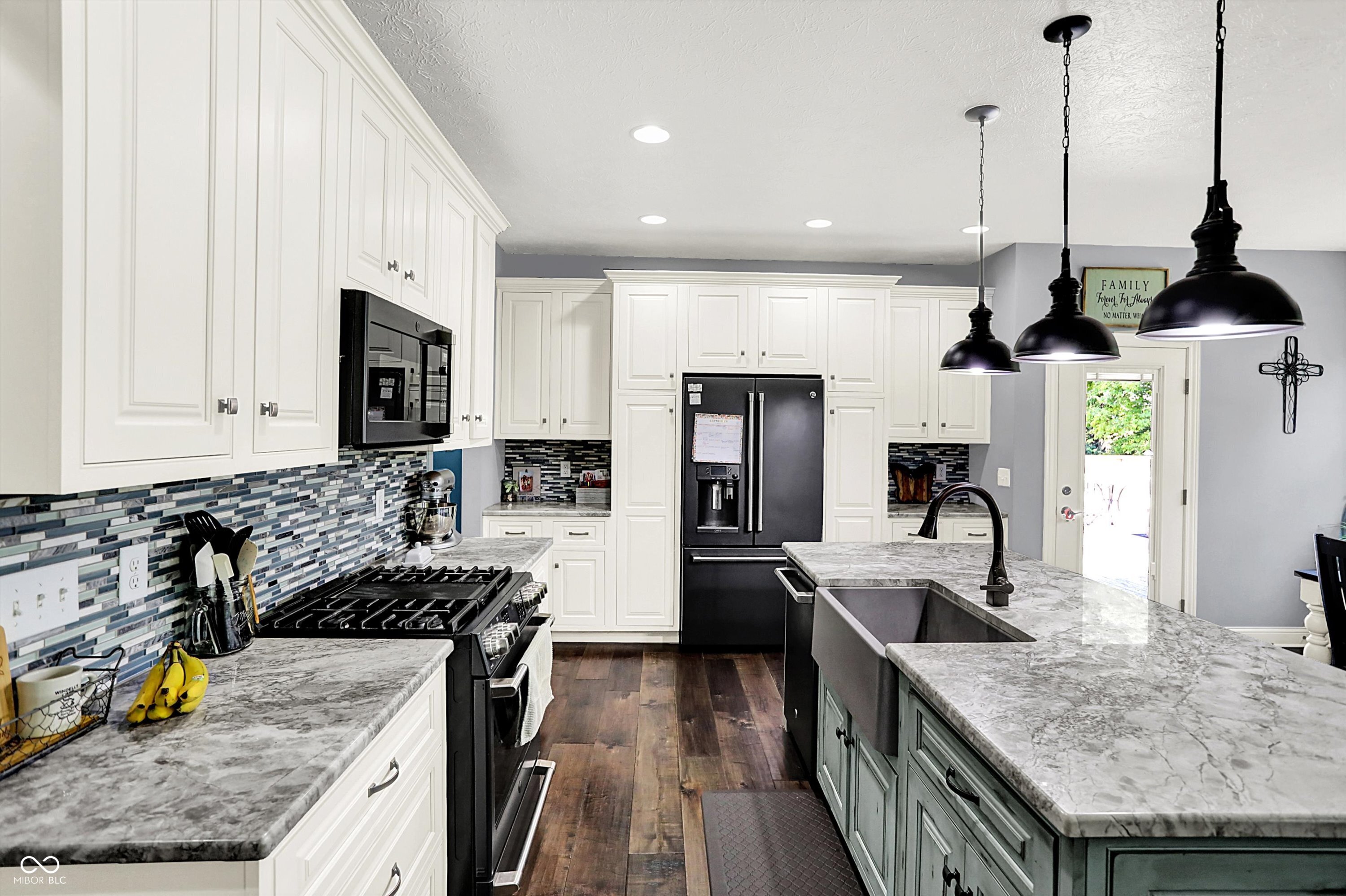 Greenwood, Indiana, 46143, United States, 4 Bedrooms Bedrooms, ,3 BathroomsBathrooms,Residential,For Sale,1974469